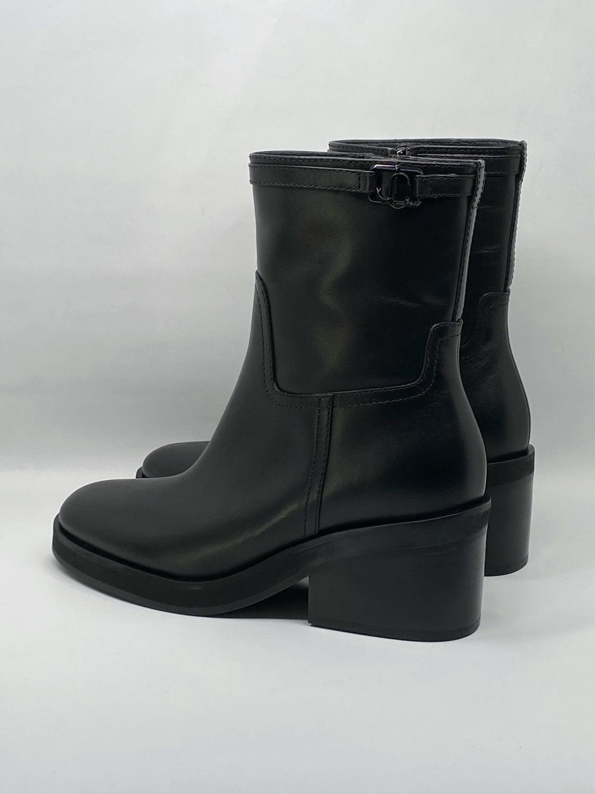 Jimmy Choo Jimmy Choo Yasmin Leather Ankle Boots size 36 Size US 6 / IT 36 - 10 Thumbnail