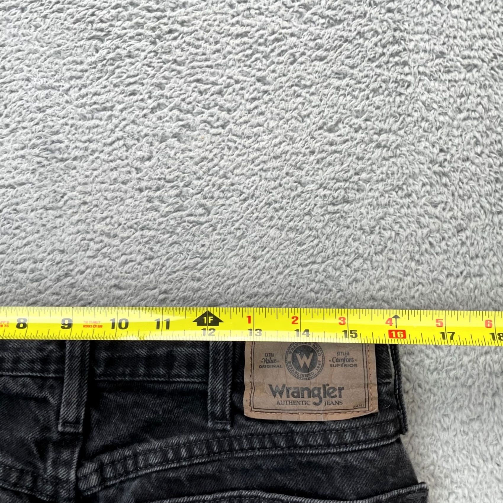 Wrangler VINTAGE Wrangler Jeans Mens 34x30 Black Denim Relaxed Fit Stone Dark Wash Western Shirt? Size US 34 / EU 50 - 8 Thumbnail