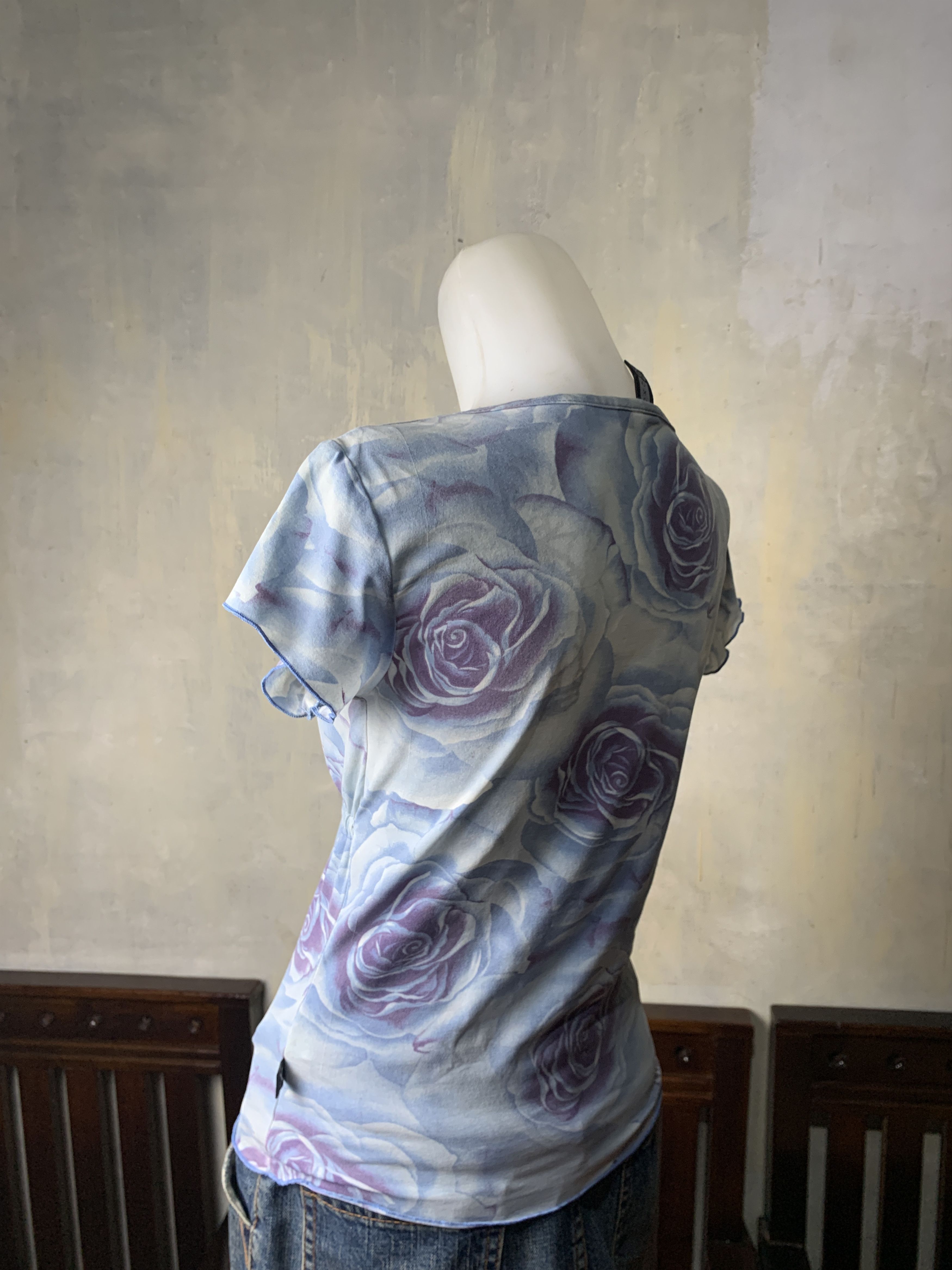 XOXO 2000s XOXO USA Flower Fitted Bow Tee (S) Size S / US 4 / IT 40 - 3 Thumbnail