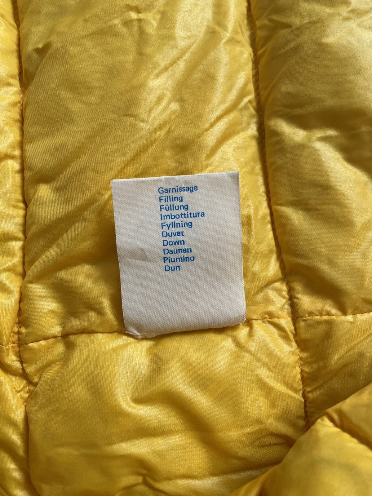Moncler Rare Vintage Moncler Yellow Down Vest Puffer Gilet Jacket Size US L / EU 52-54 / 3 - 11 Thumbnail