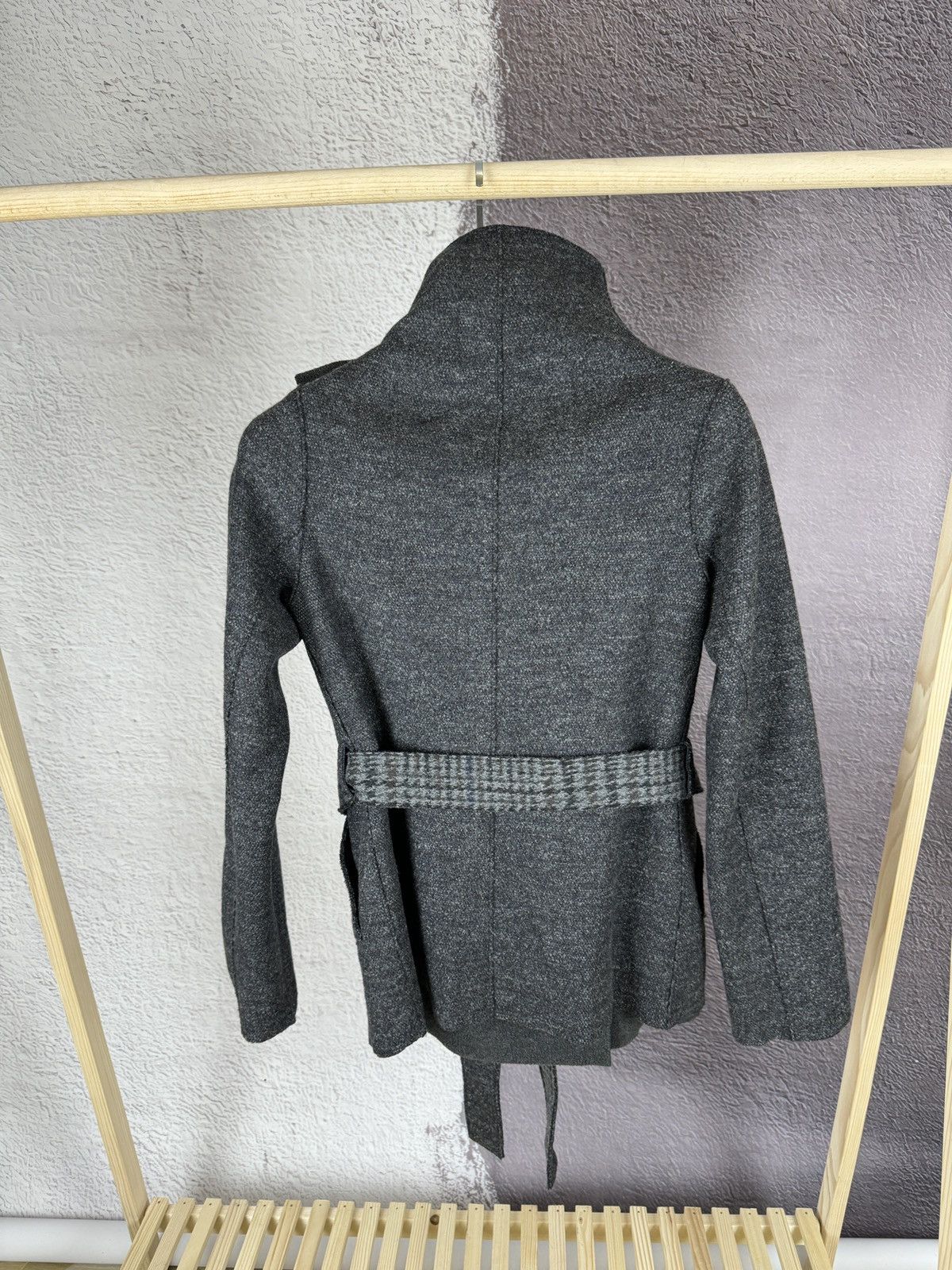Harris Wharf London Harris Wharf London double breasted wool short coat belted Size M / US 6-8 / IT 42-44 - 11 Thumbnail