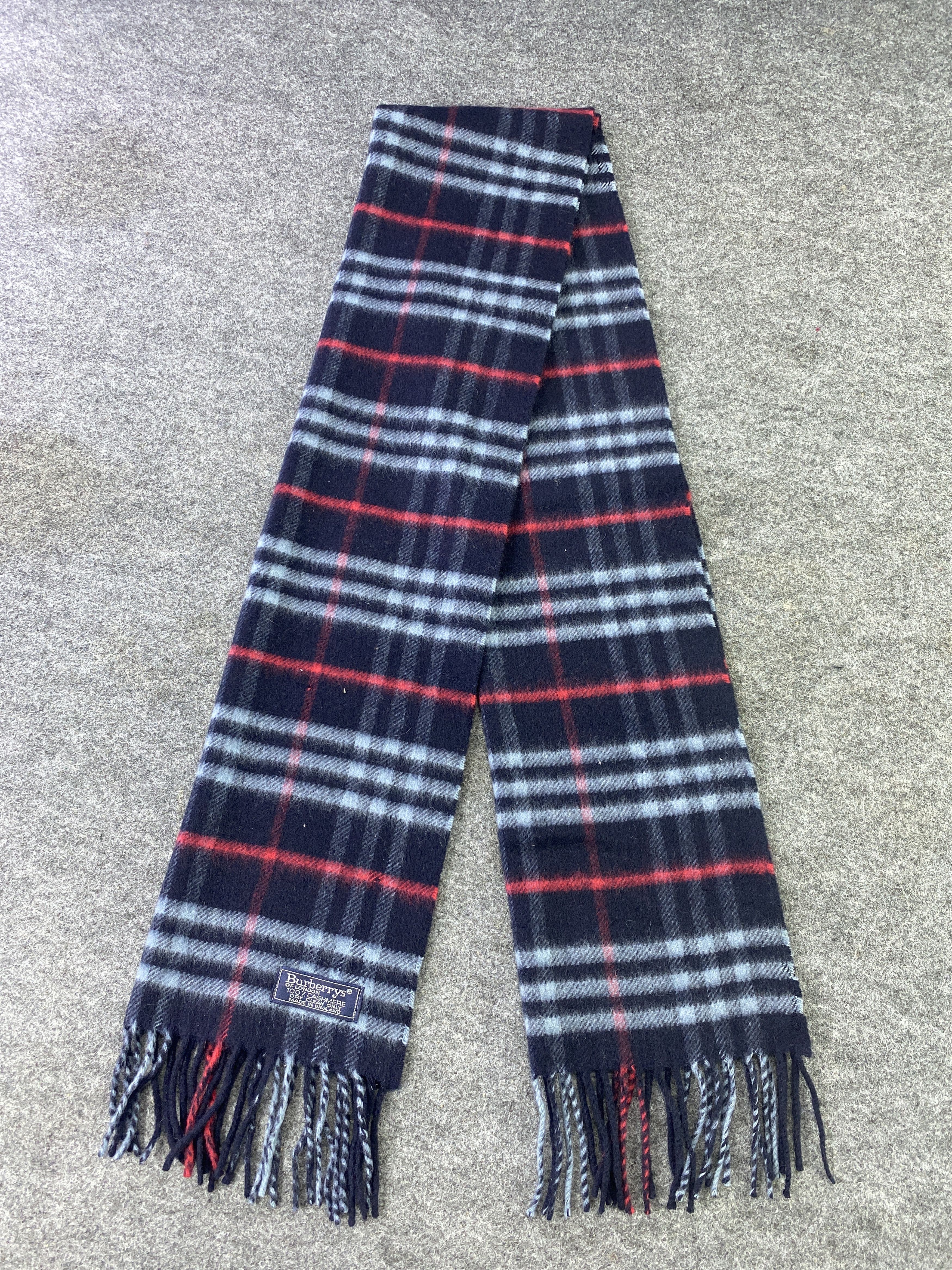 Burberry VINTAGE BURBERRY Scarf / Muffler / Neckwear -T659 Size ONE SIZE - 3 Thumbnail
