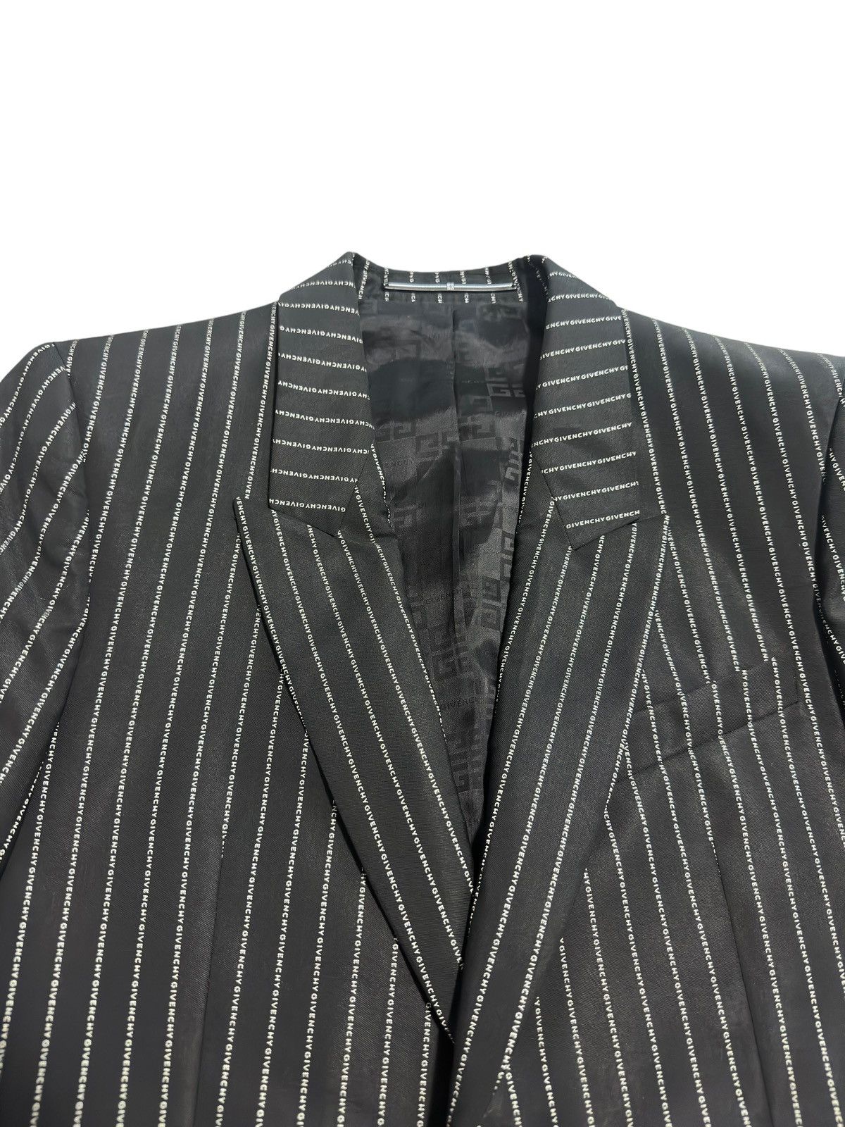 Givenchy Givenchy Logo Pinstripe Blazer Size 52L - 3 Thumbnail