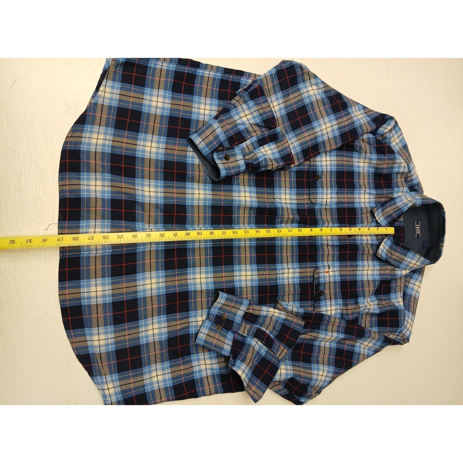 Izod Izod (2XL) Men's Blue Plaid Button Long Sleeve Dress Shirt Size US XXL / EU 58 / 5 - 2 Thumbnail