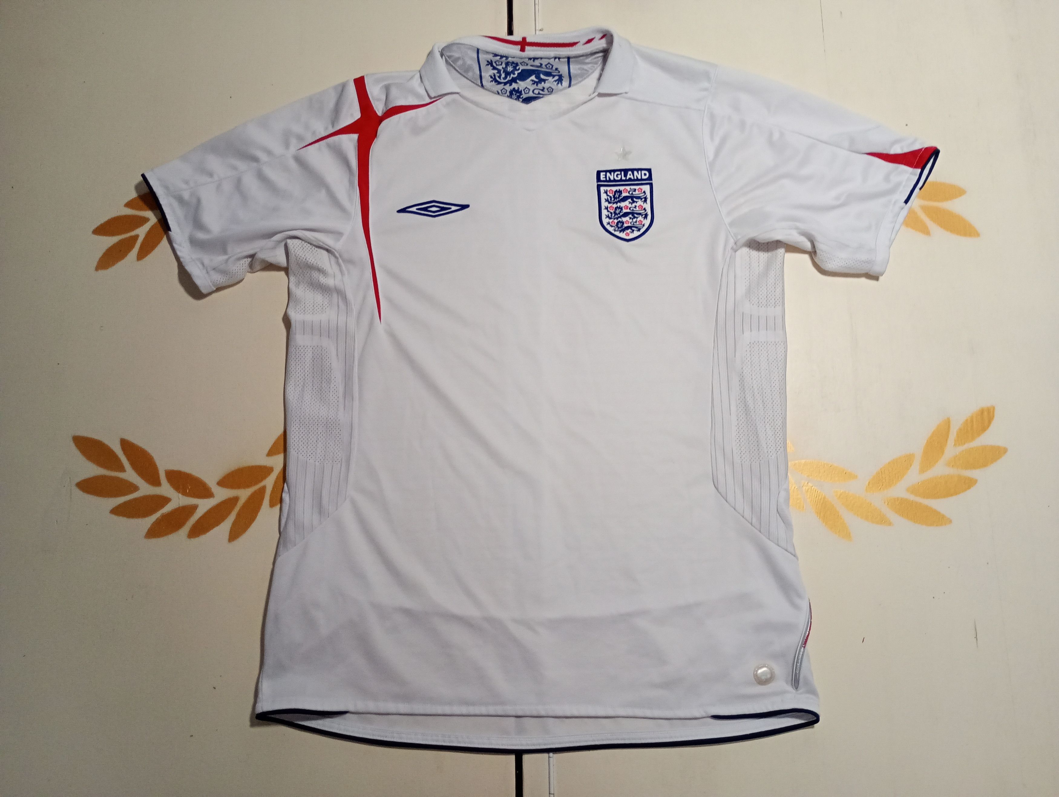 Umbro Umbro England Home Jersey 2005-2007 Size US M / EU 48-50 / 2 - 1 Thumbnail