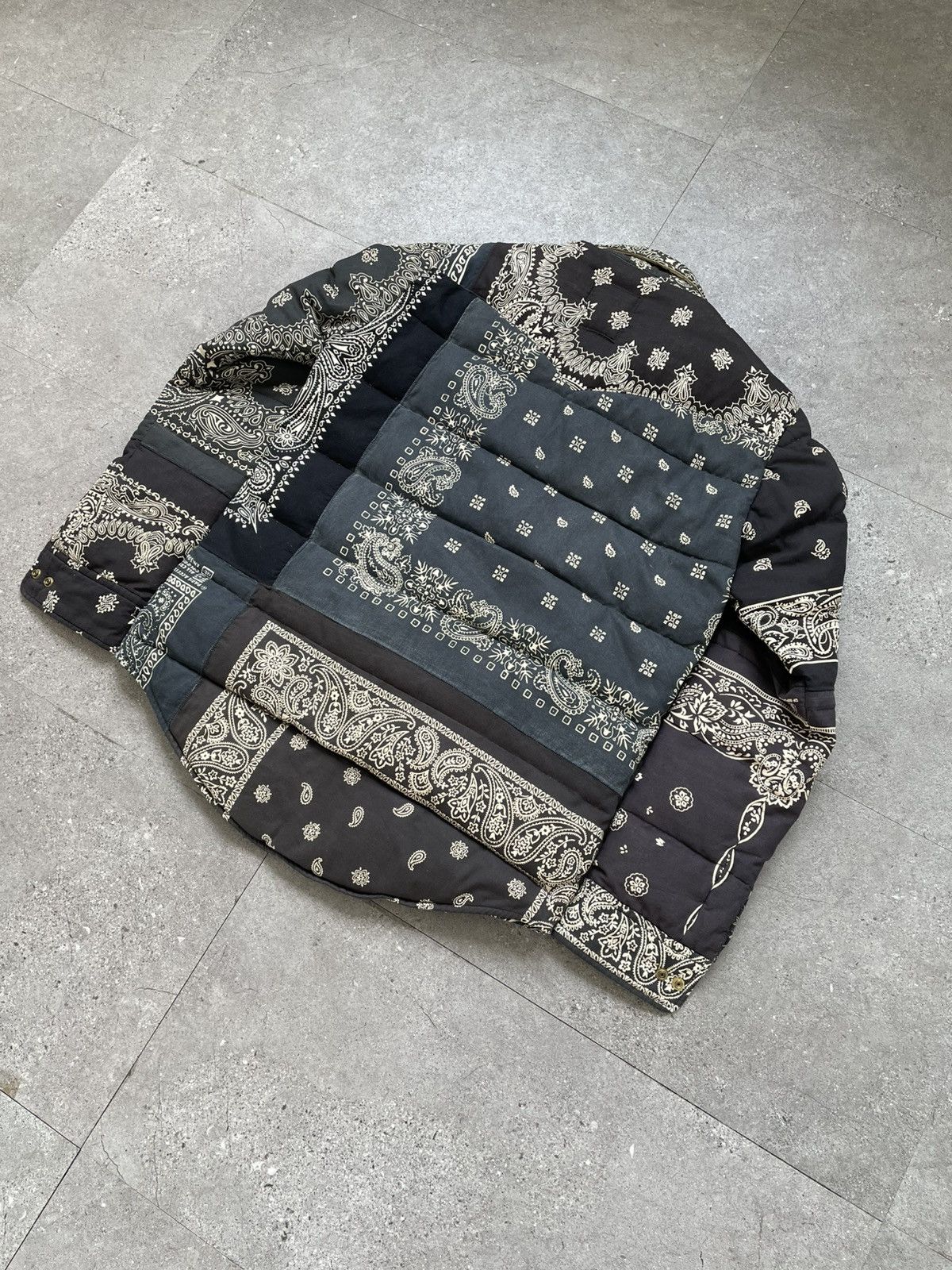 Visvim Visvim ICT Kerchief Down Jacket Black Bandana 12FW Size US M / EU 48-50 / 2 - 6 Thumbnail