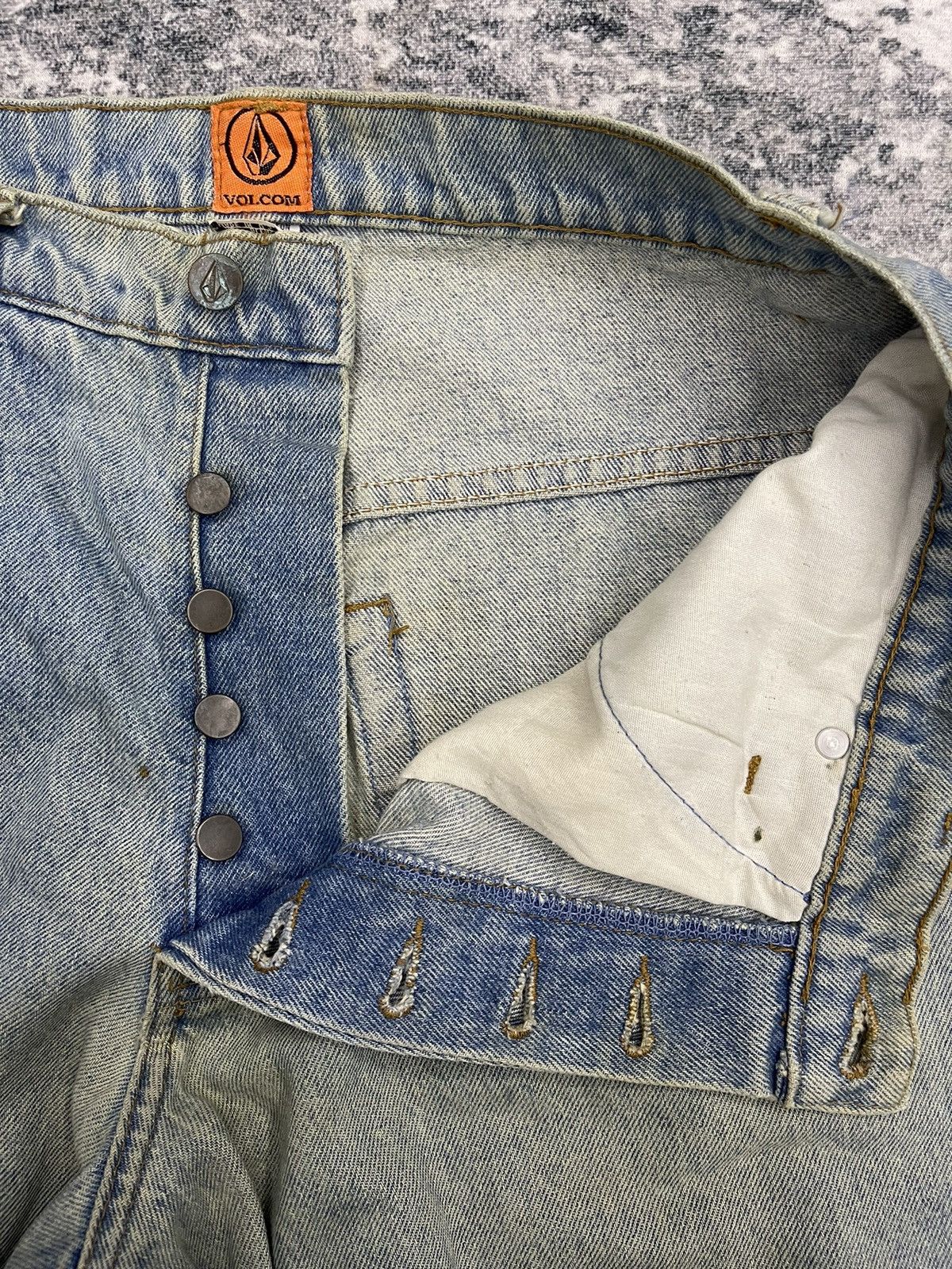 Vintage Volcom Baggy Fly Button Denim