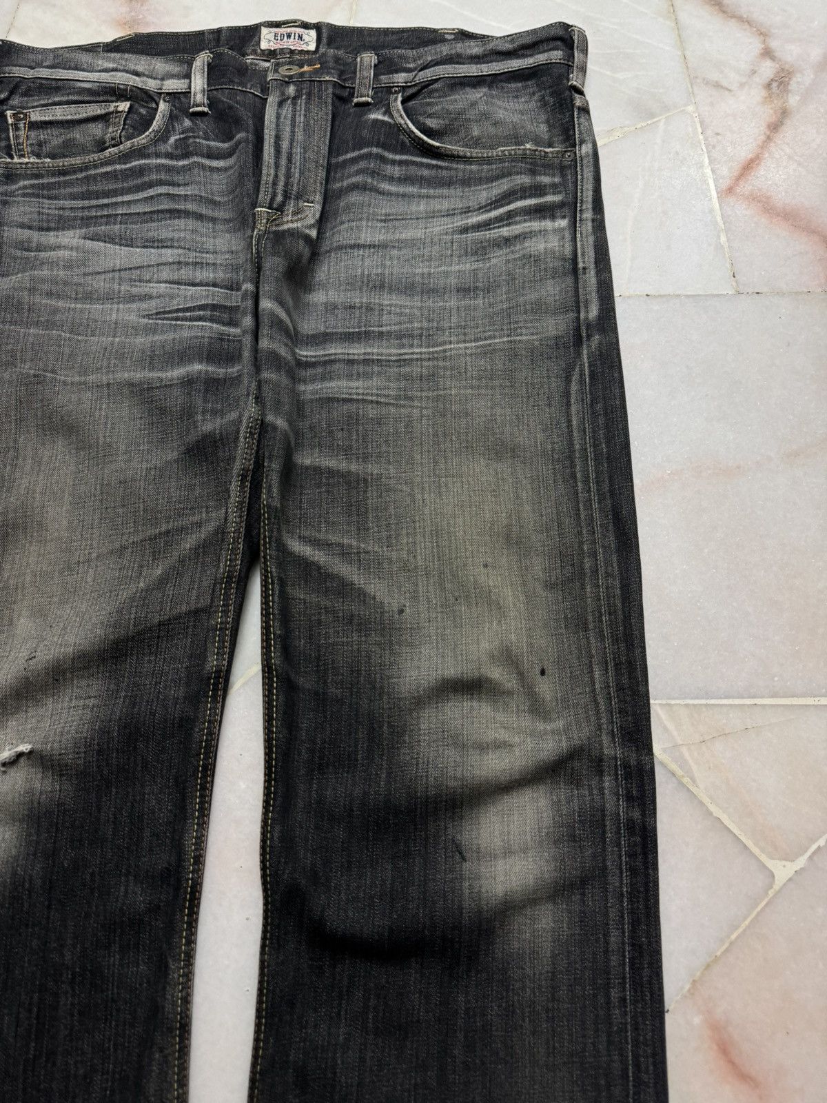 Edwin BIG SIZE💥INSANE EDWIN MADE IN JAPAN MUDWASH WHSIKER DISTRES Size US 42 / EU 58 - 4 Thumbnail