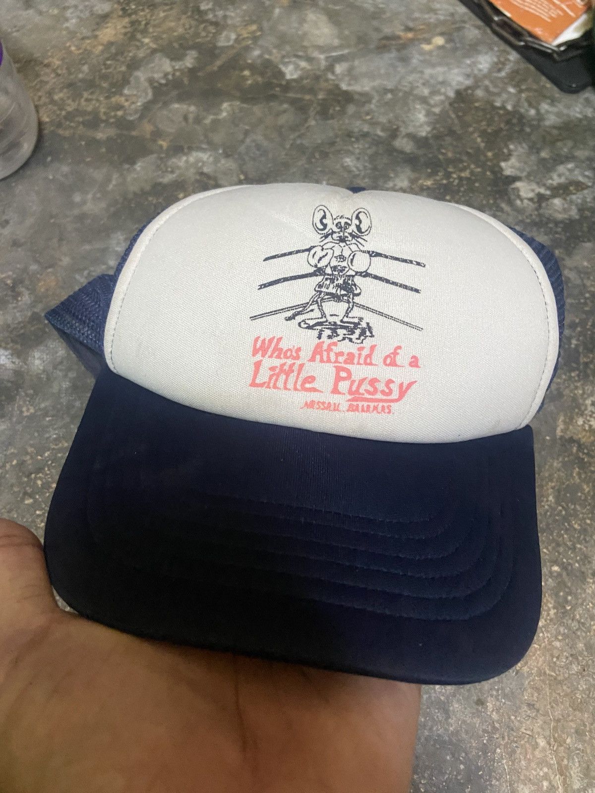 Vintage Vintage Wording trucker cap Size ONE SIZE - 1 Thumbnail
