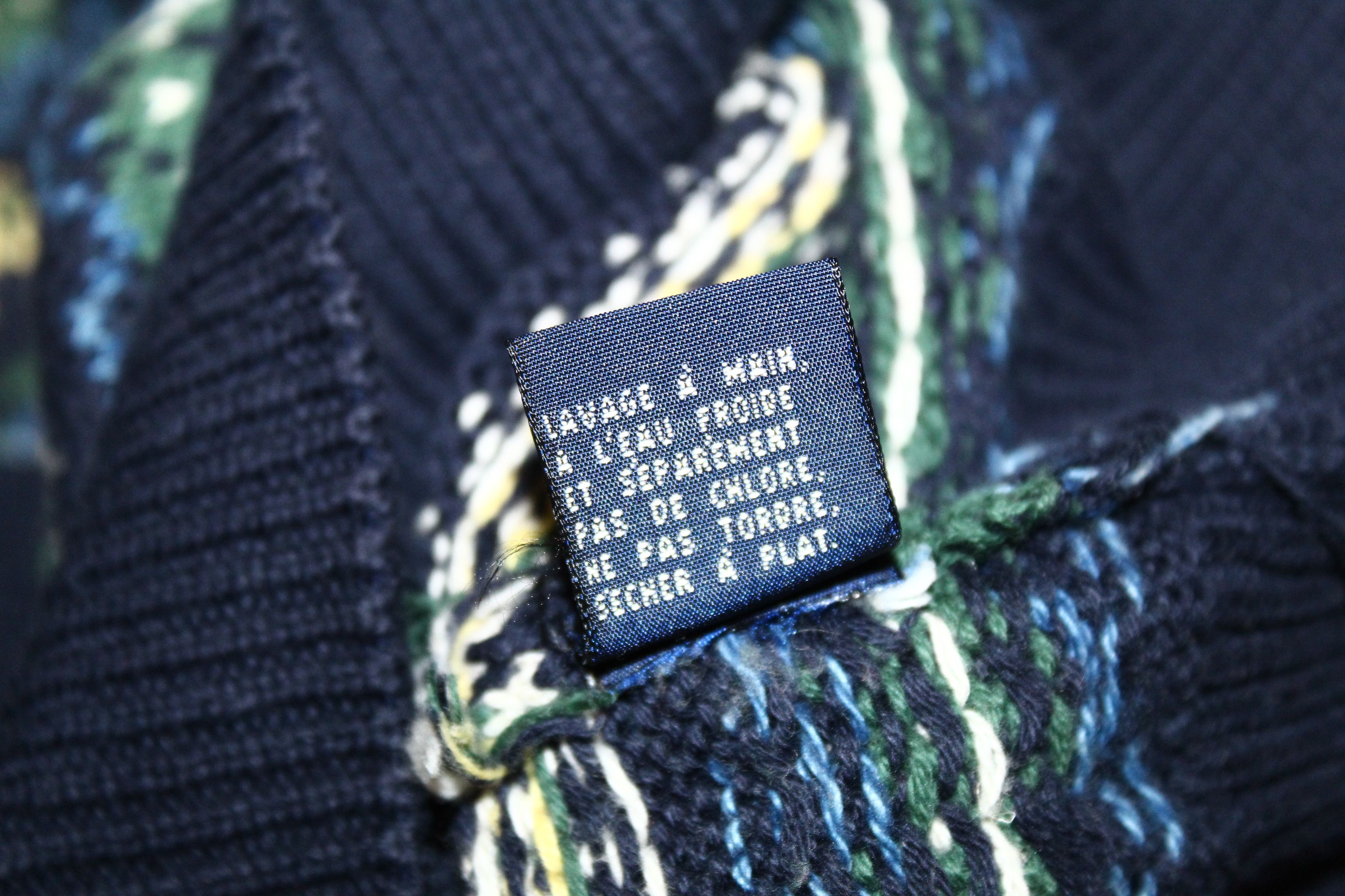 Japanese Brand 90's Nautica 100% Cotton Native Patterns Crew Neck Sweater Size US M / EU 48-50 / 2 - 10 Thumbnail