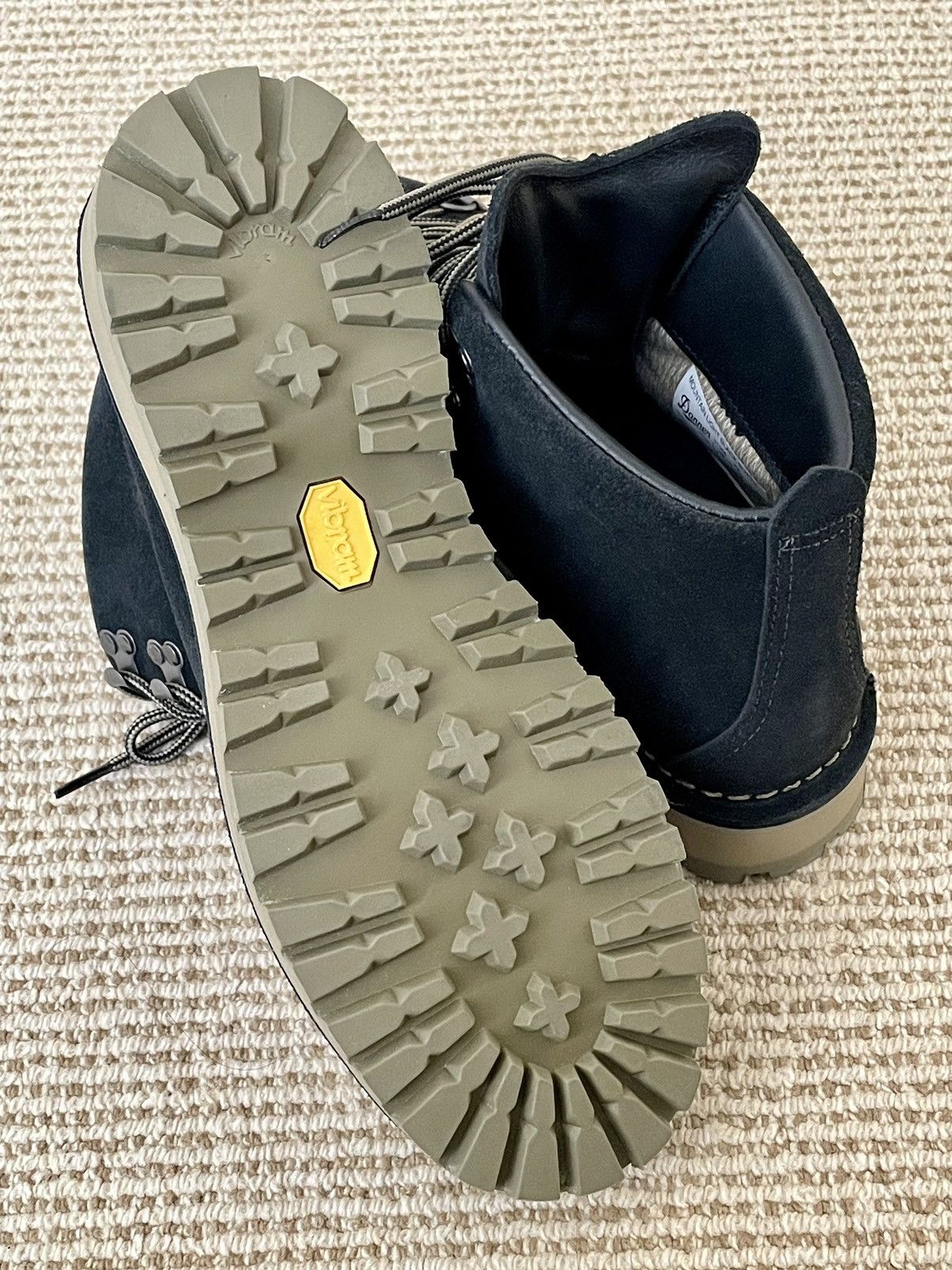 Danner Danner mountain light black butte 7 wide Size US 7 / EU 40 - 6 Thumbnail