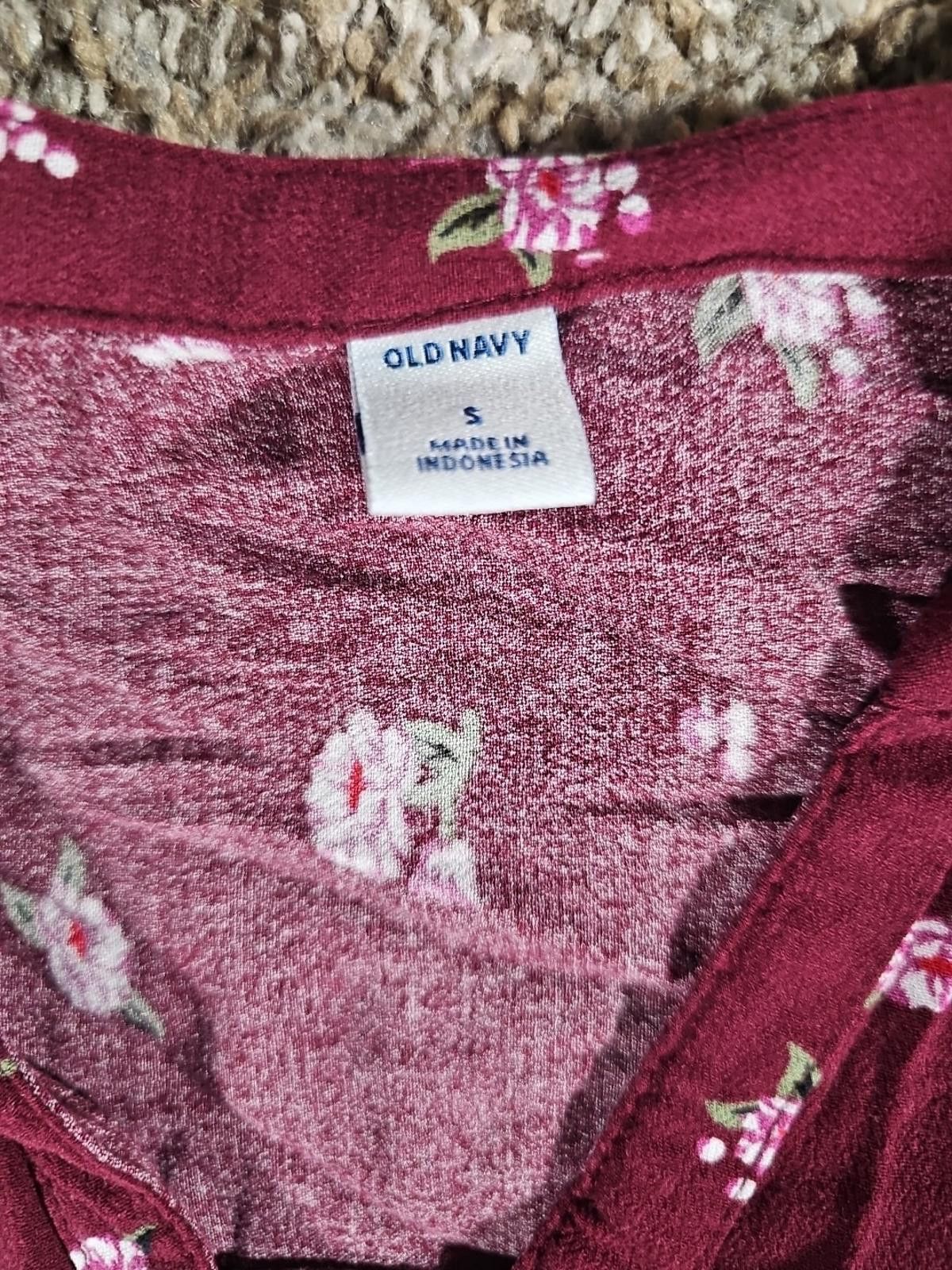 Old Navy Old Navy Dress Red Floral Sz S Size S / US 4 / IT 40 - 3 Thumbnail