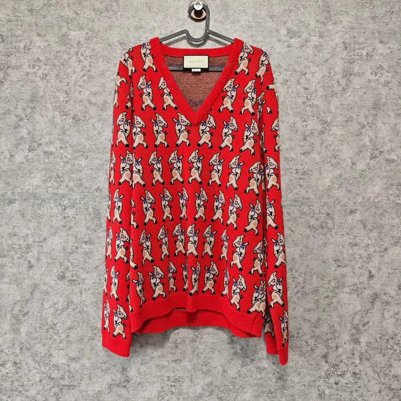 Gucci Gucci SizeS Piglet pattern printed V-neck sweater Size US S / EU 44-46 / 1 - 1 Thumbnail