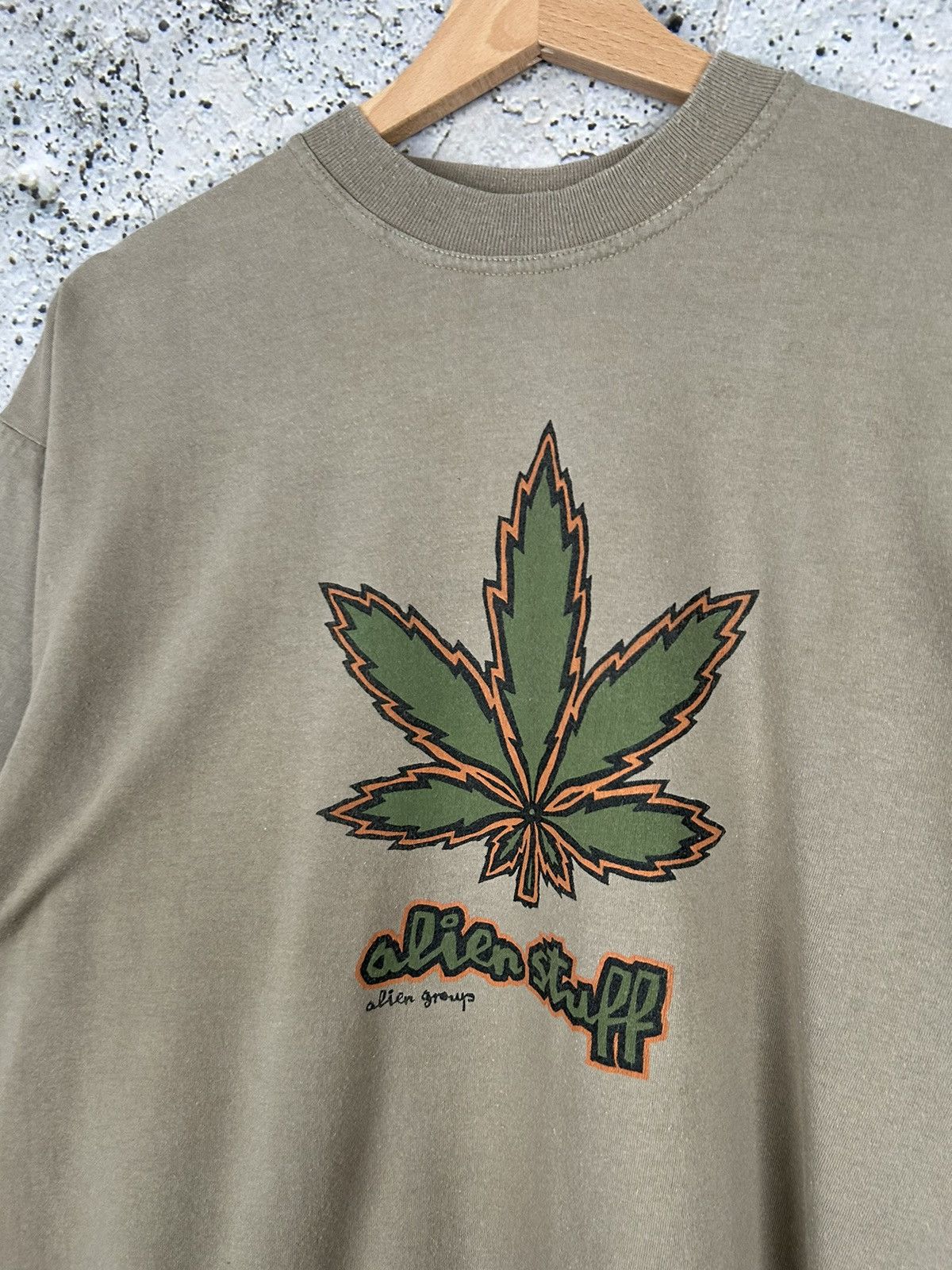 Other Vintage Alien Stuff Graphic Tee 90s Skategang Rare Hype Size US L / EU 52-54 / 3 - 3 Thumbnail