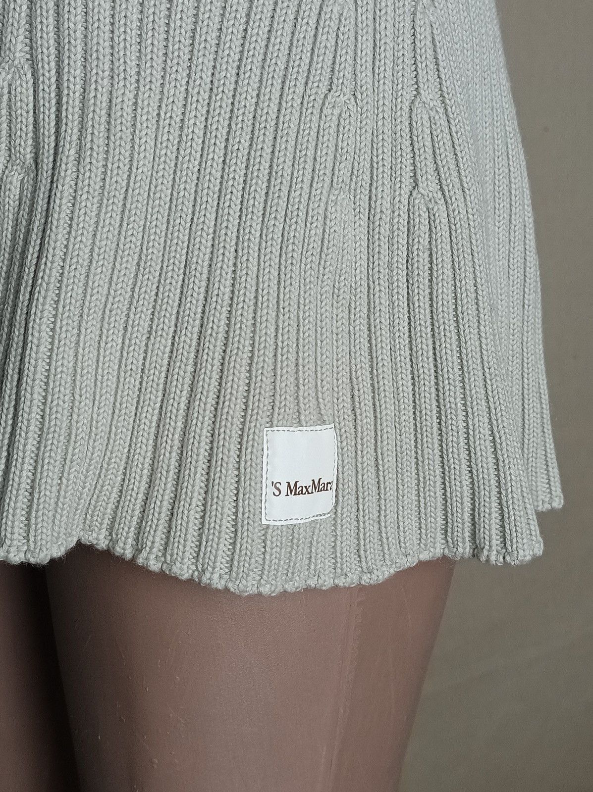 Max Mara S’Max Mara Beige Cotton Cashmere Mini Skirt Size M Size 27" / US 4 / IT 40 - 6 Thumbnail