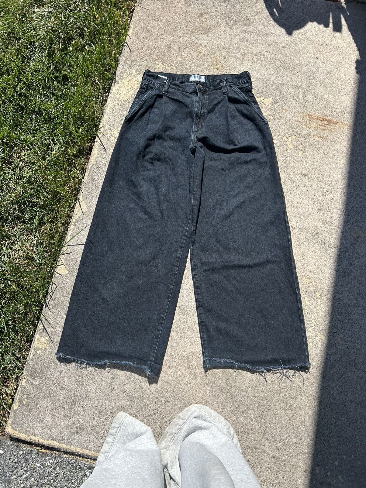 Agolde Black wide leg pleated jeans Size US 28 / EU 44 - 1 Thumbnail