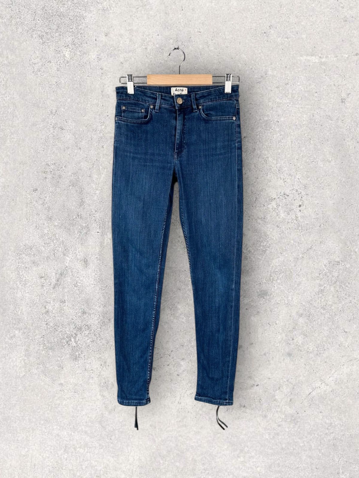 Acne Studios Acne Studios Skin 5 Pistol Skinny Jeans Size 26" / US 2 / IT 38 - 1 Thumbnail