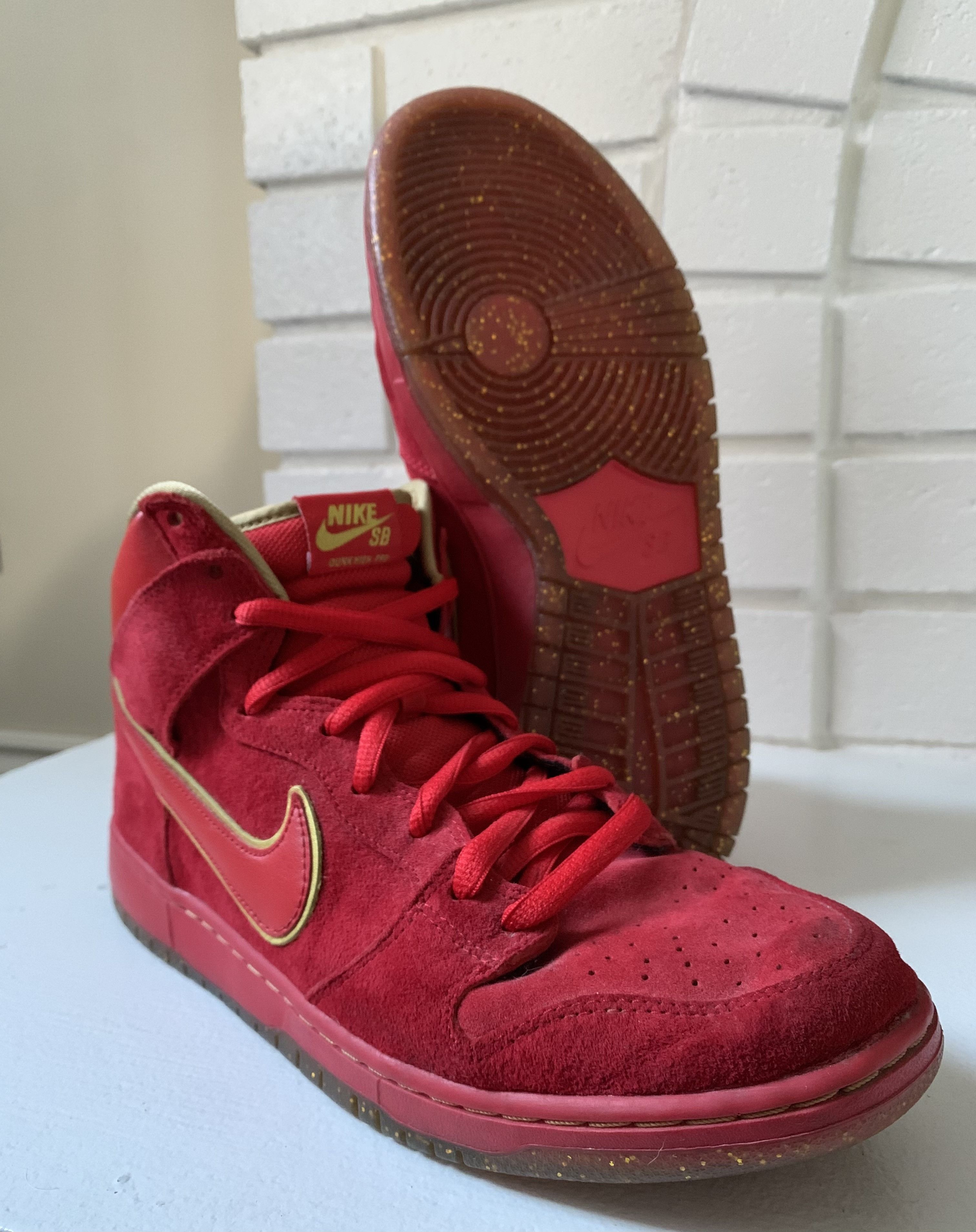 image of Nike Cny Year Of The Horse Sb Dunk Hi 2014 Shoes in University Red/Metallic Gold, Men's (Size 12)