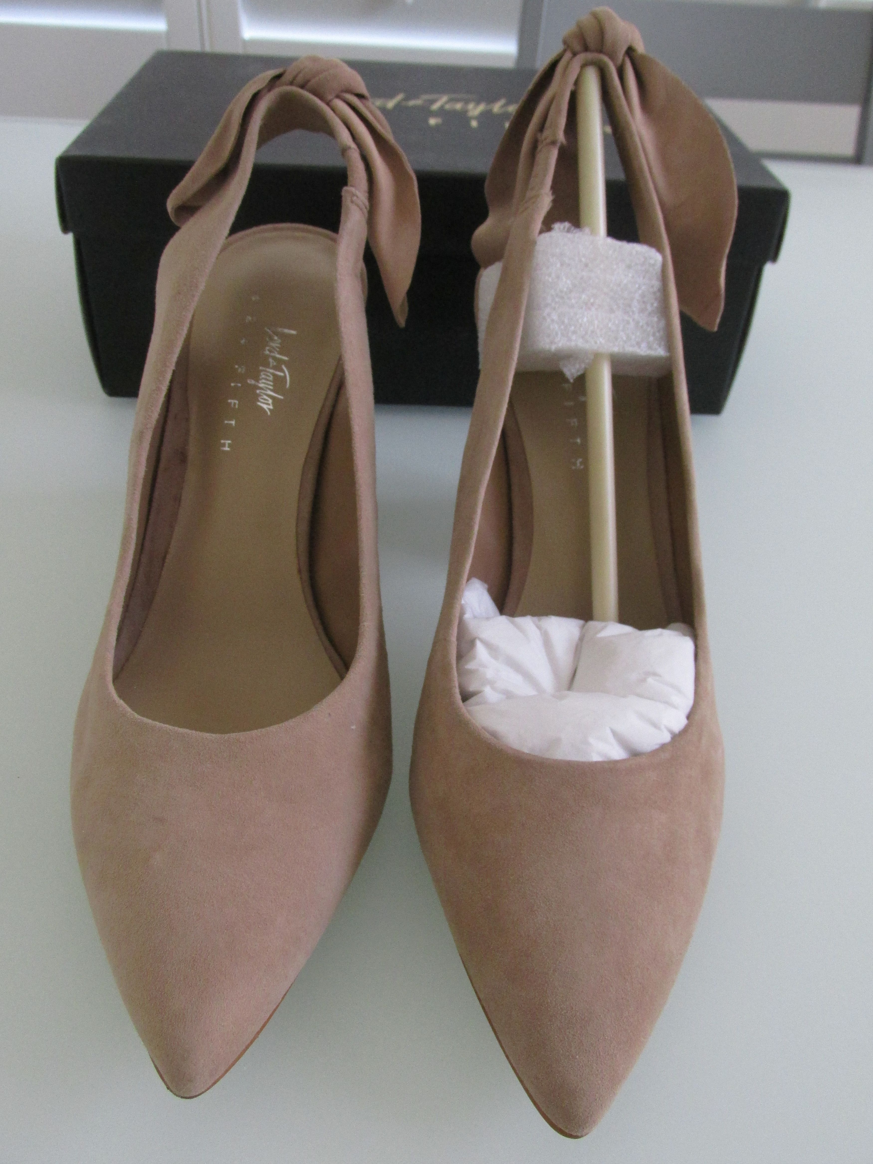Lord & Taylor Lord & Taylor Laci (New) Women's Suede Heels Size 8 M Size US 8 / IT 38 - 1 Thumbnail