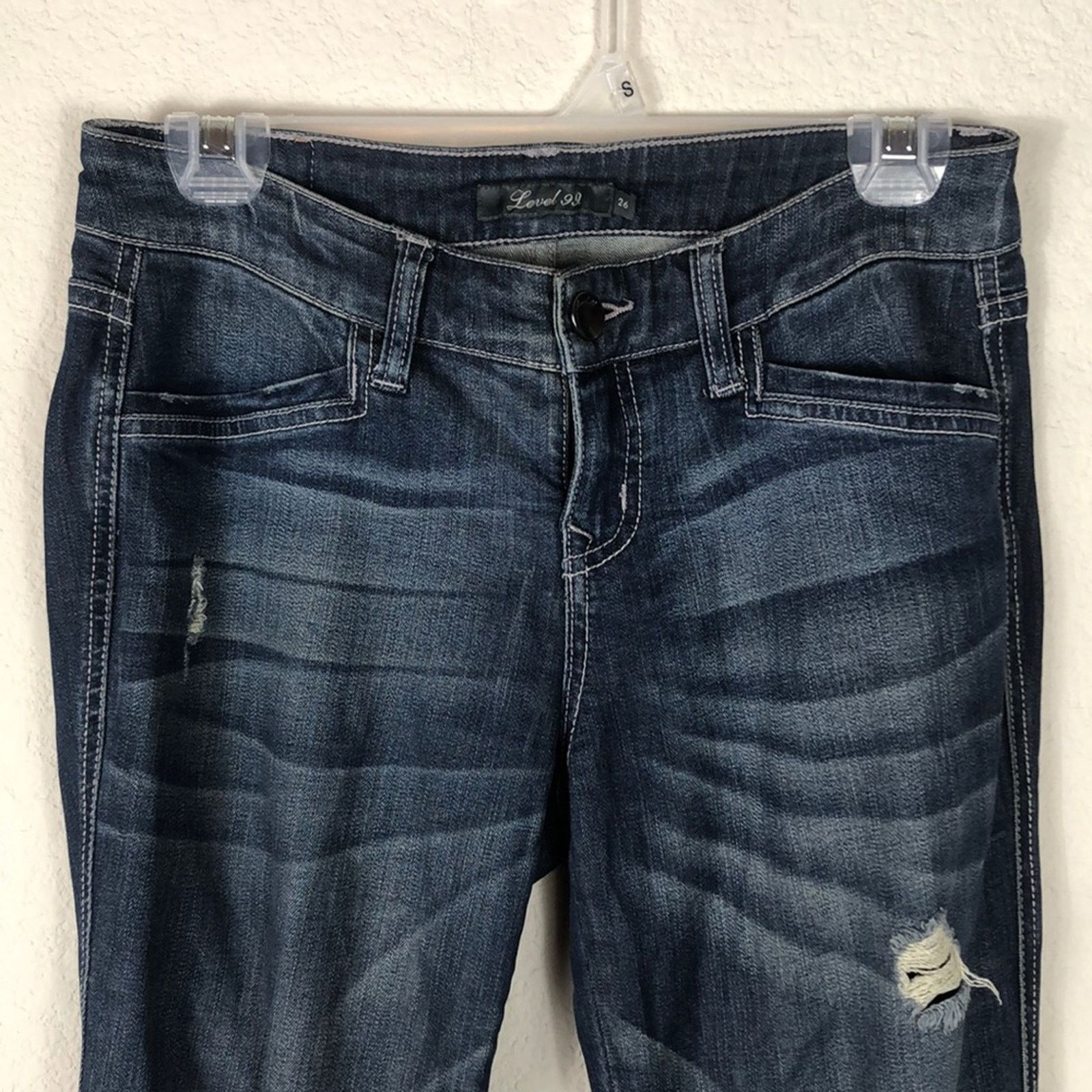 Other Level 99 distressed slouchy boyfriend jean cropped sz 26 Size 26" / US 2 / IT 38 - 2 Thumbnail