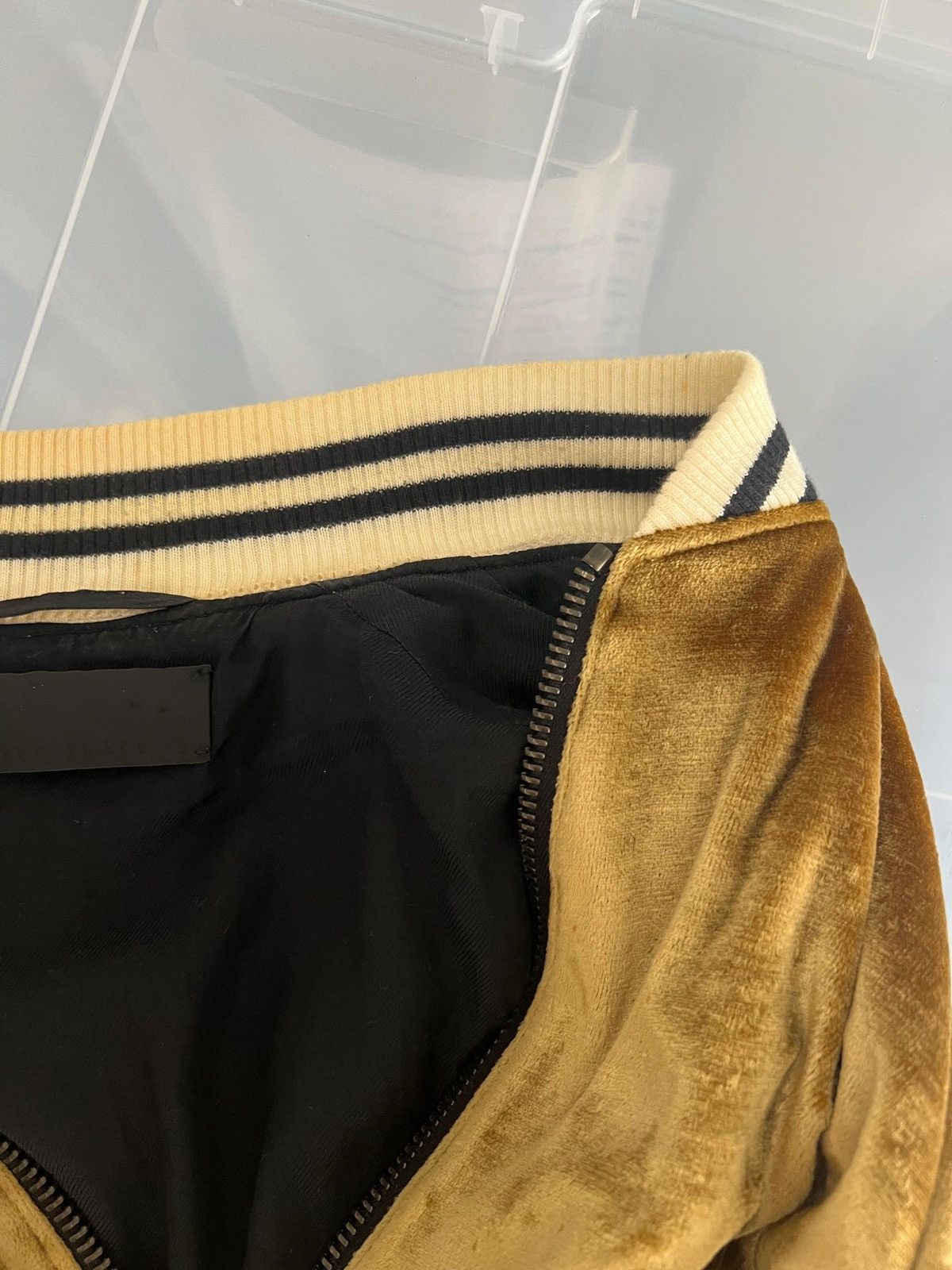 Haider Ackermann HAIDER ACKERMANN SS15 CHAMPAGNE GOLD VELVET BOMBER JACKET Size US M / EU 48-50 / 2 - 13 Thumbnail