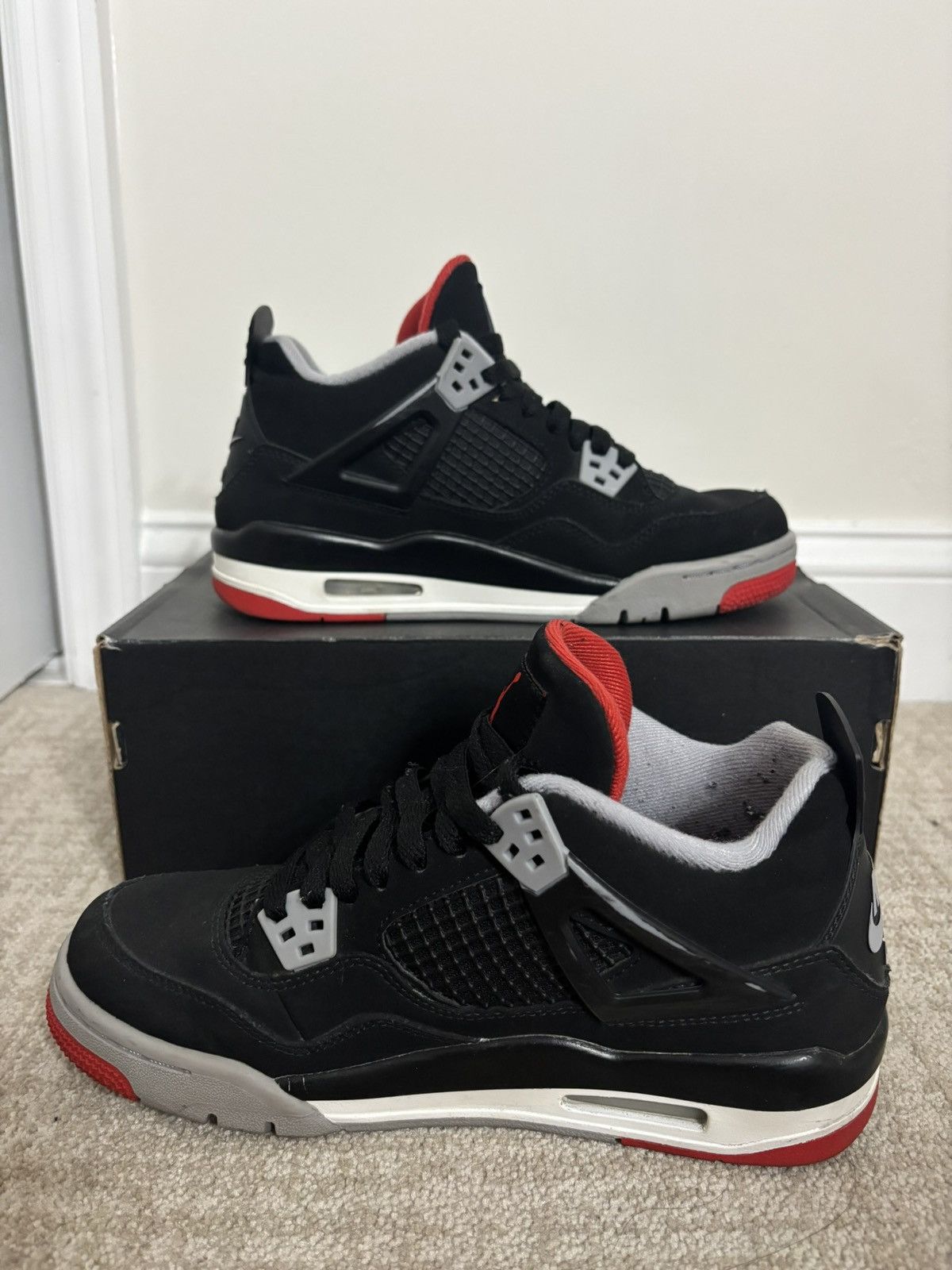 Jordan Brand × Nike Jordan 4 Breads Size US 6 / EU 39 - 3 Thumbnail