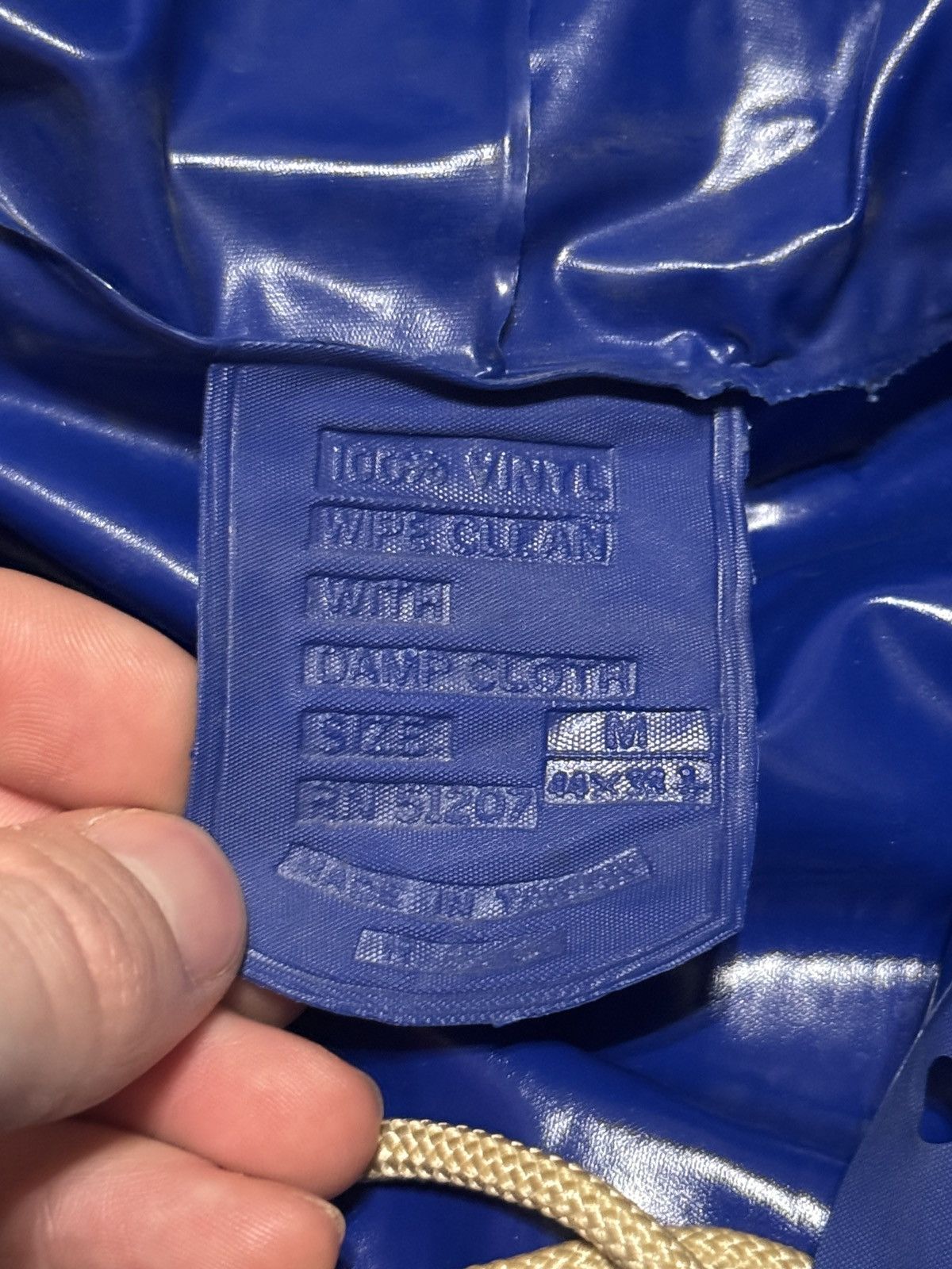 Vintage Buffalo Bills M Vinyl Rain Coat Jacket Poncho Vintage NFL Size US M / EU 48-50 / 2 - 3 Thumbnail