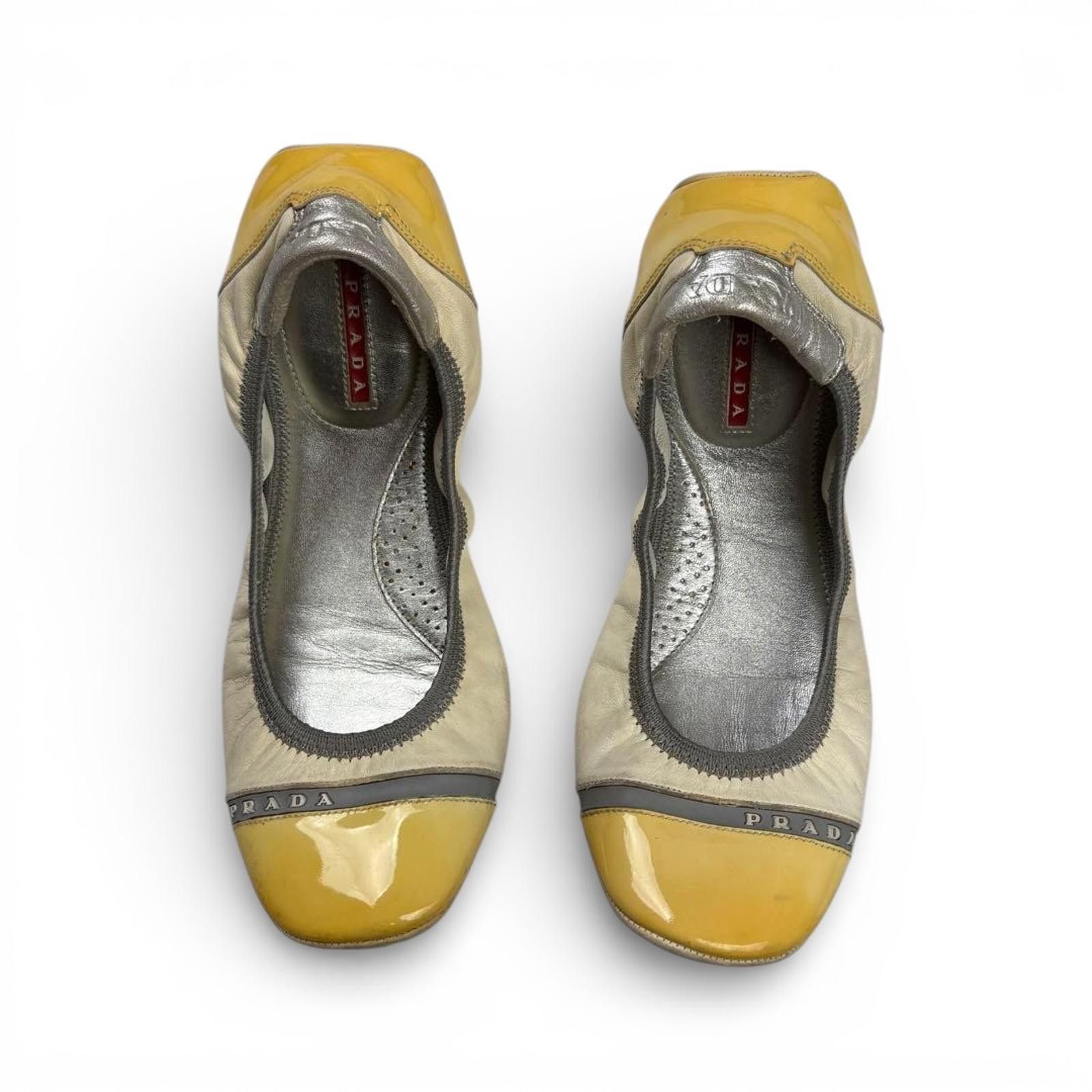 Prada Prada - 36.5 Yellow and Cream Flats Size US 7.5 / IT 37.5 - 2 Thumbnail