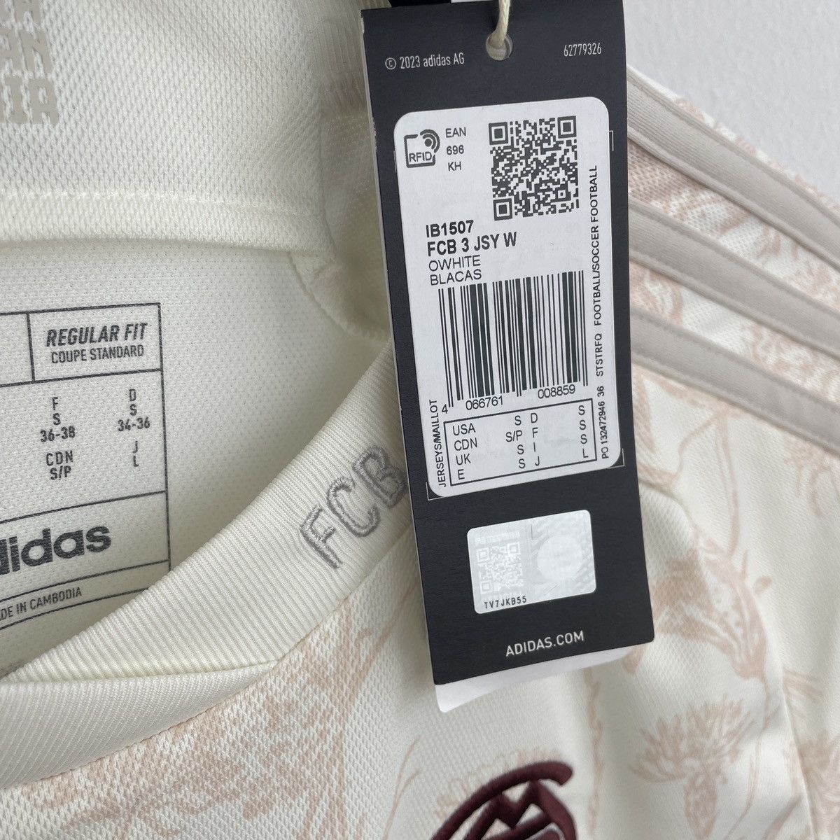 Adidas Bayern Munich Jamal Musiala Third Jersey Women’s 2022/2023 Size S / US 4 / IT 40 - 5 Thumbnail