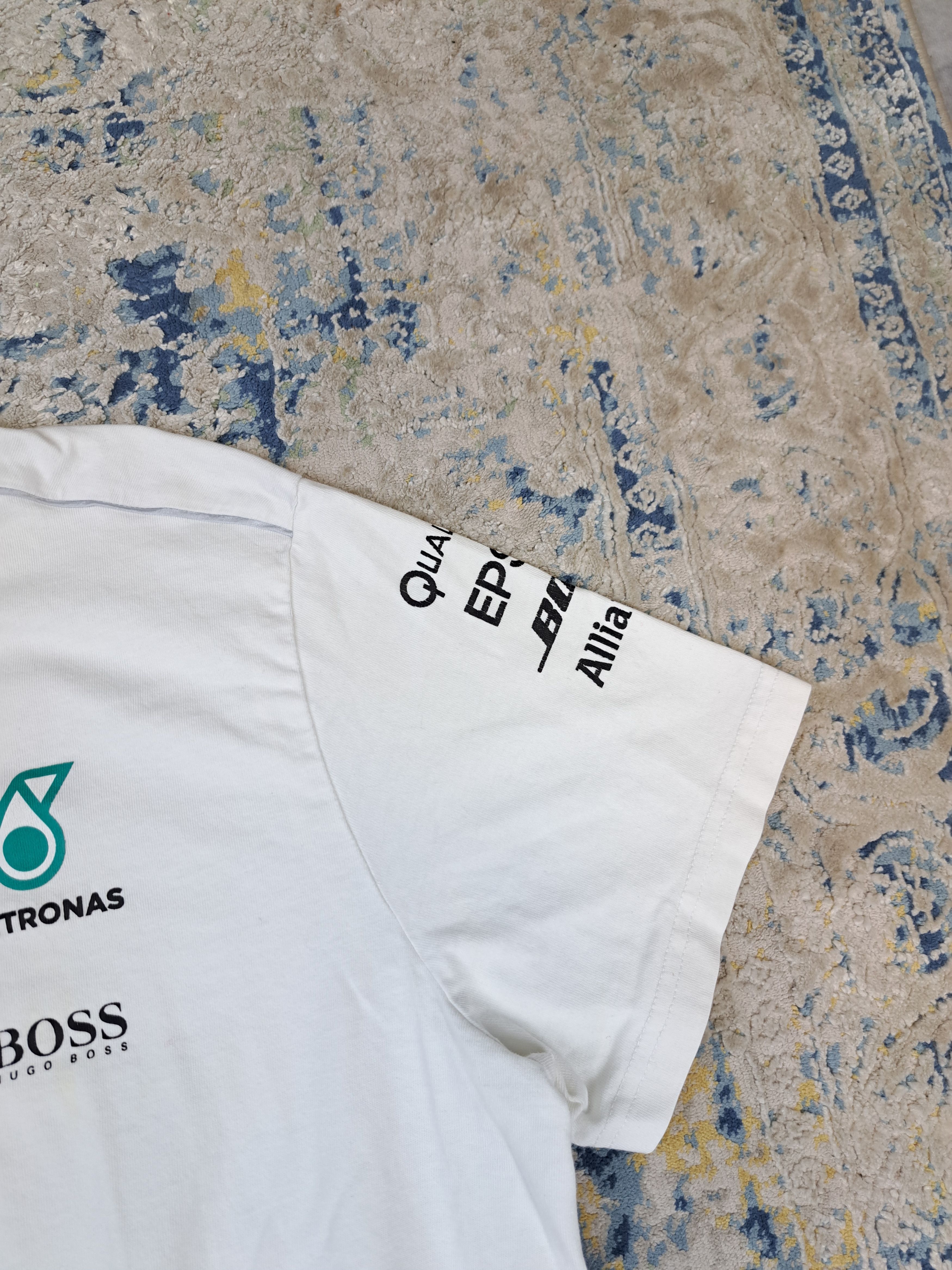 Mercedes-Benz Mercedes AMG Petronas Formula 1 Team Tee Racing Size US XL / EU 56 / 4 - 4 Thumbnail