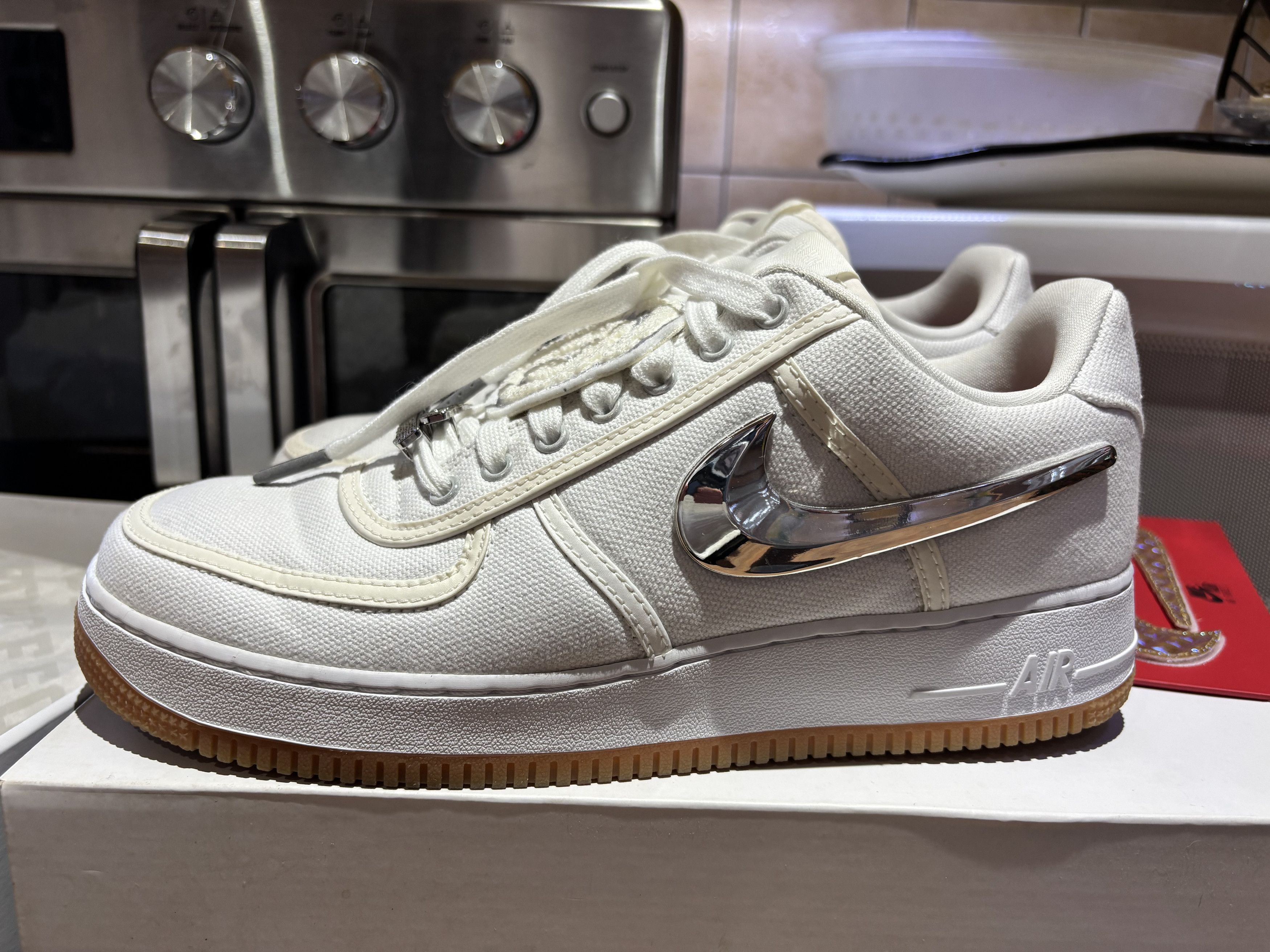 Nike × Travis Scott Nike Air Force 1 Low Travis Scott AF100 Size US 10 / EU 43 - 4 Thumbnail