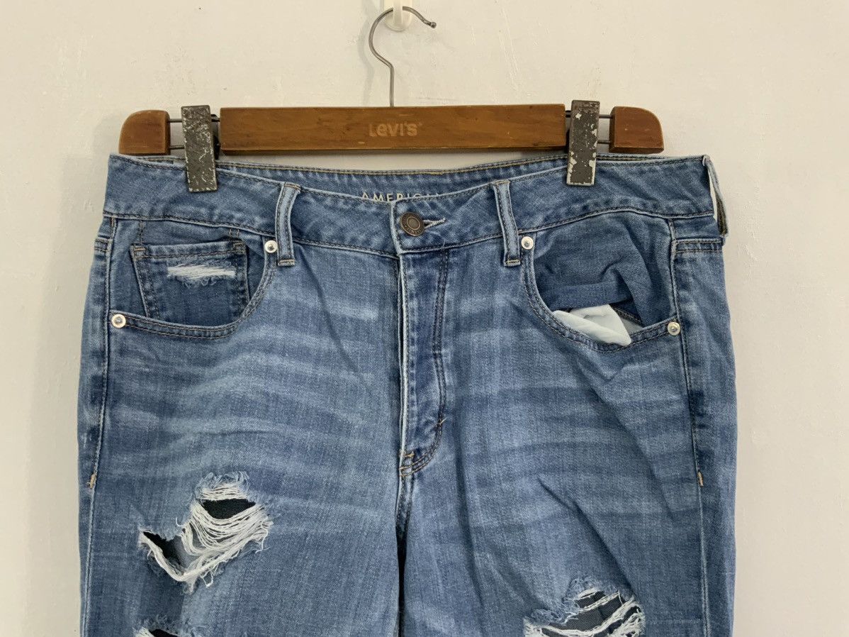 American Eagle Outfitters American Eagle Distressed Jean Size US 35 - 3 Thumbnail
