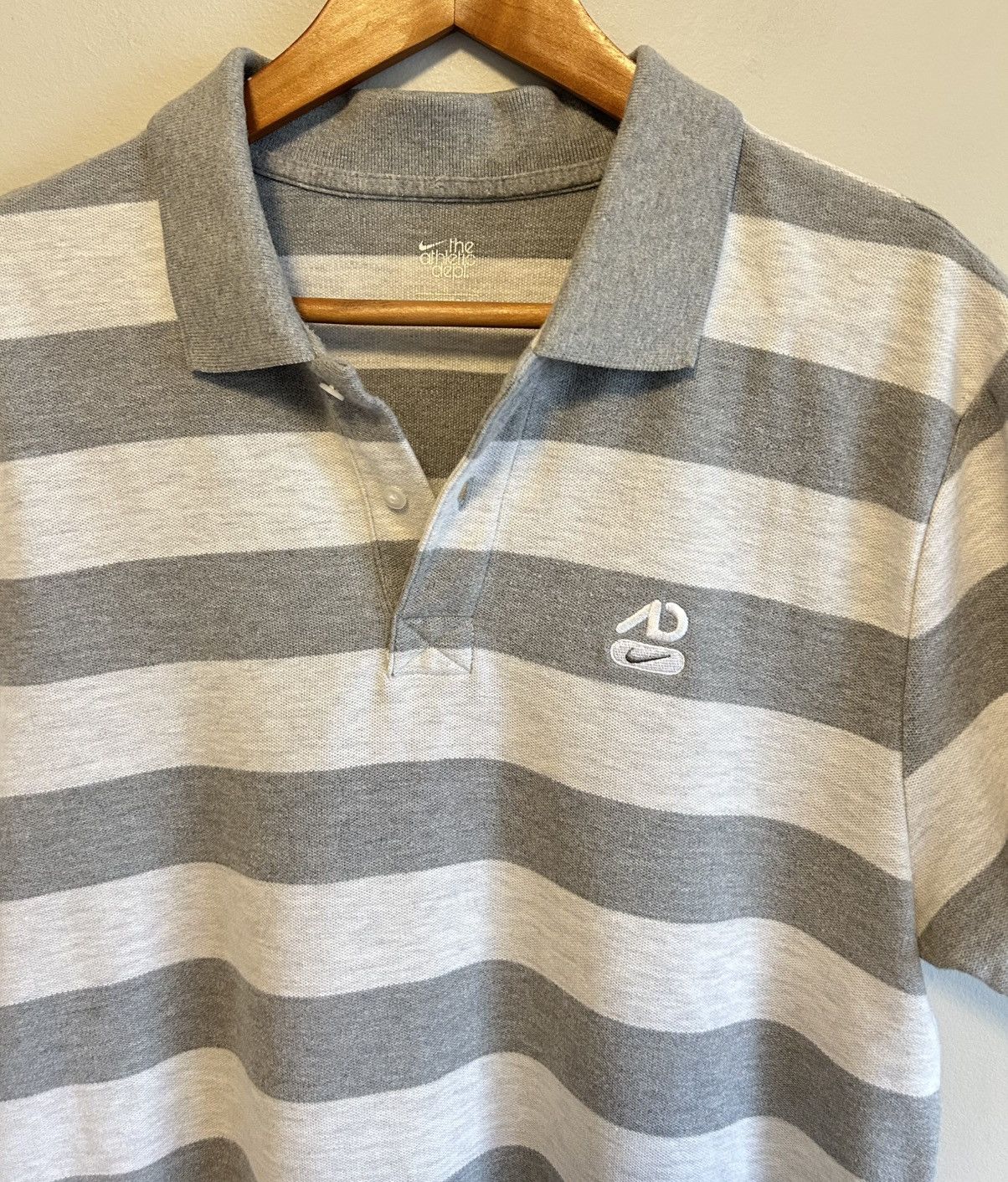 Nike Vintage 2000s Y2K Nike The Athletic Dept Grey Polo Shirt Size US L / EU 52-54 / 3 - 4 Thumbnail