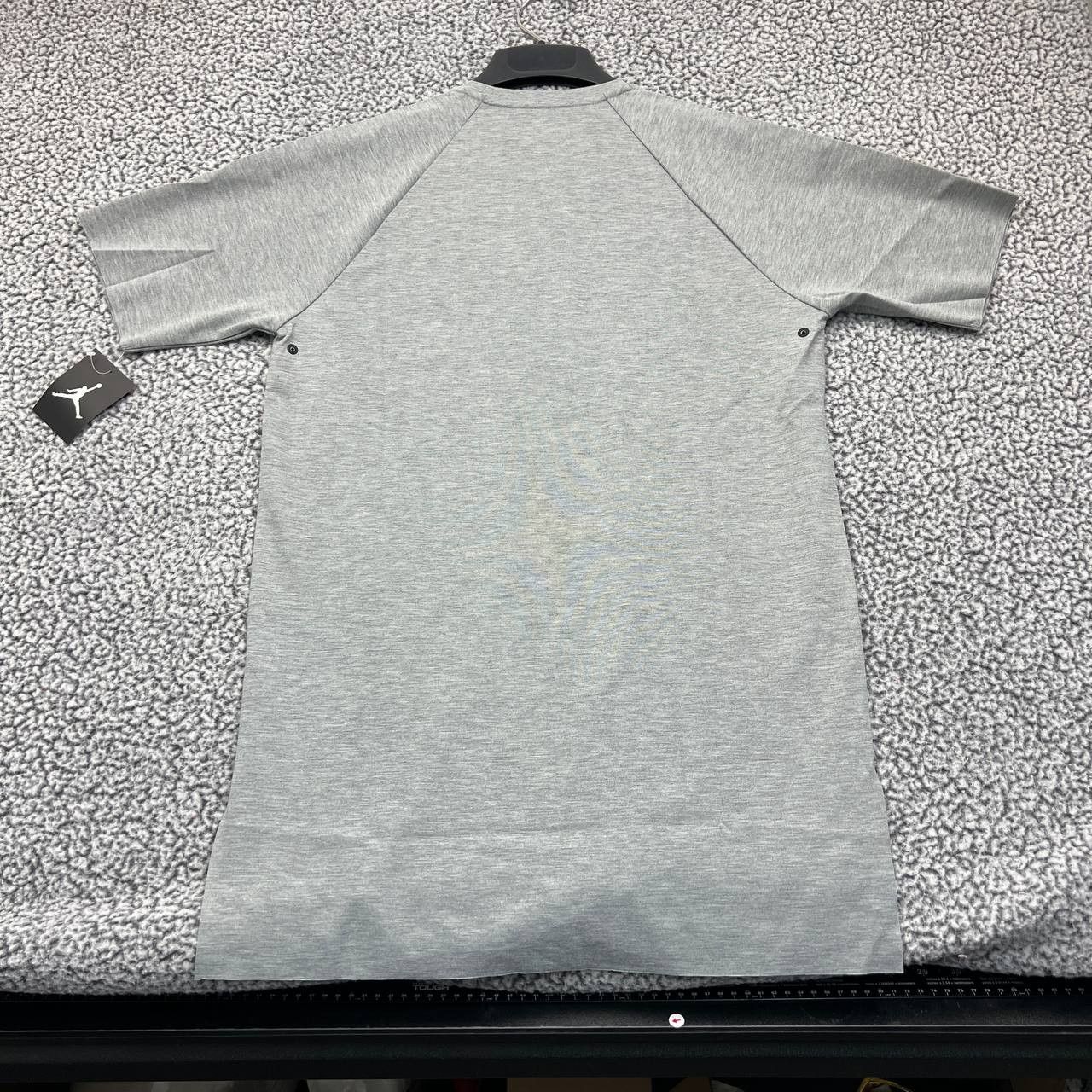 Jordan Brand Air Jordan Shirt Men Medium Gray Jumpman Short Sleeve New M Size US M / EU 48-50 / 2 - 2 Thumbnail