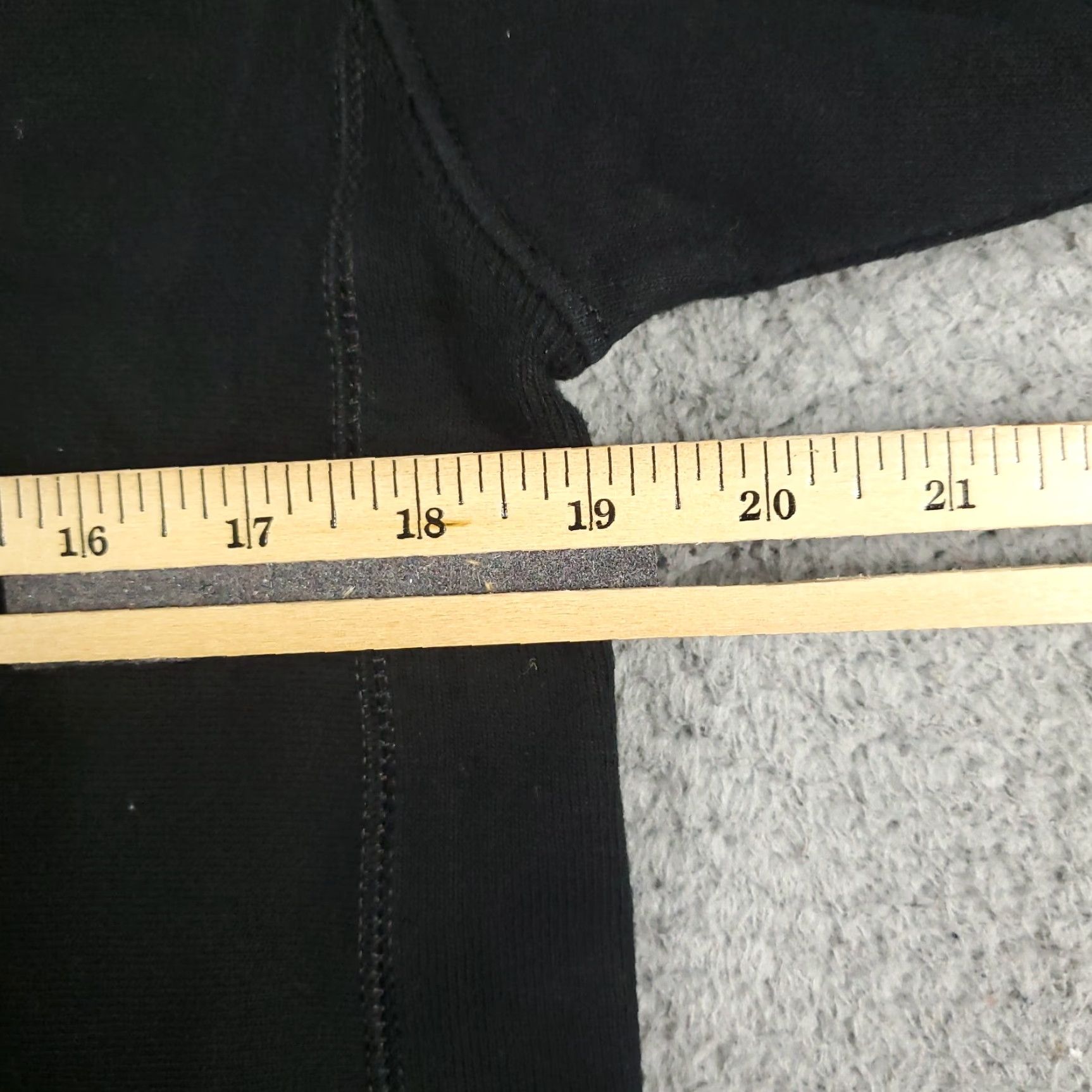 Champion VINTAGE Champion Hoodie Pullover Mens Small Black Cotton Blend Casual Sweatshirt All Seasons Size US S / EU 44-46 / 1 - 6 Thumbnail