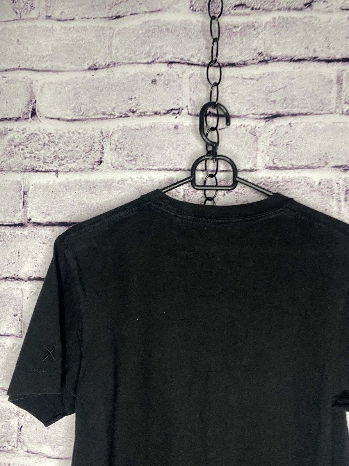 Kaws × Uniqlo Men's vintage tee Uniqlo x Kaws x Peanuts T-shirt Size US XS / EU 42 / 0 - 15 Thumbnail