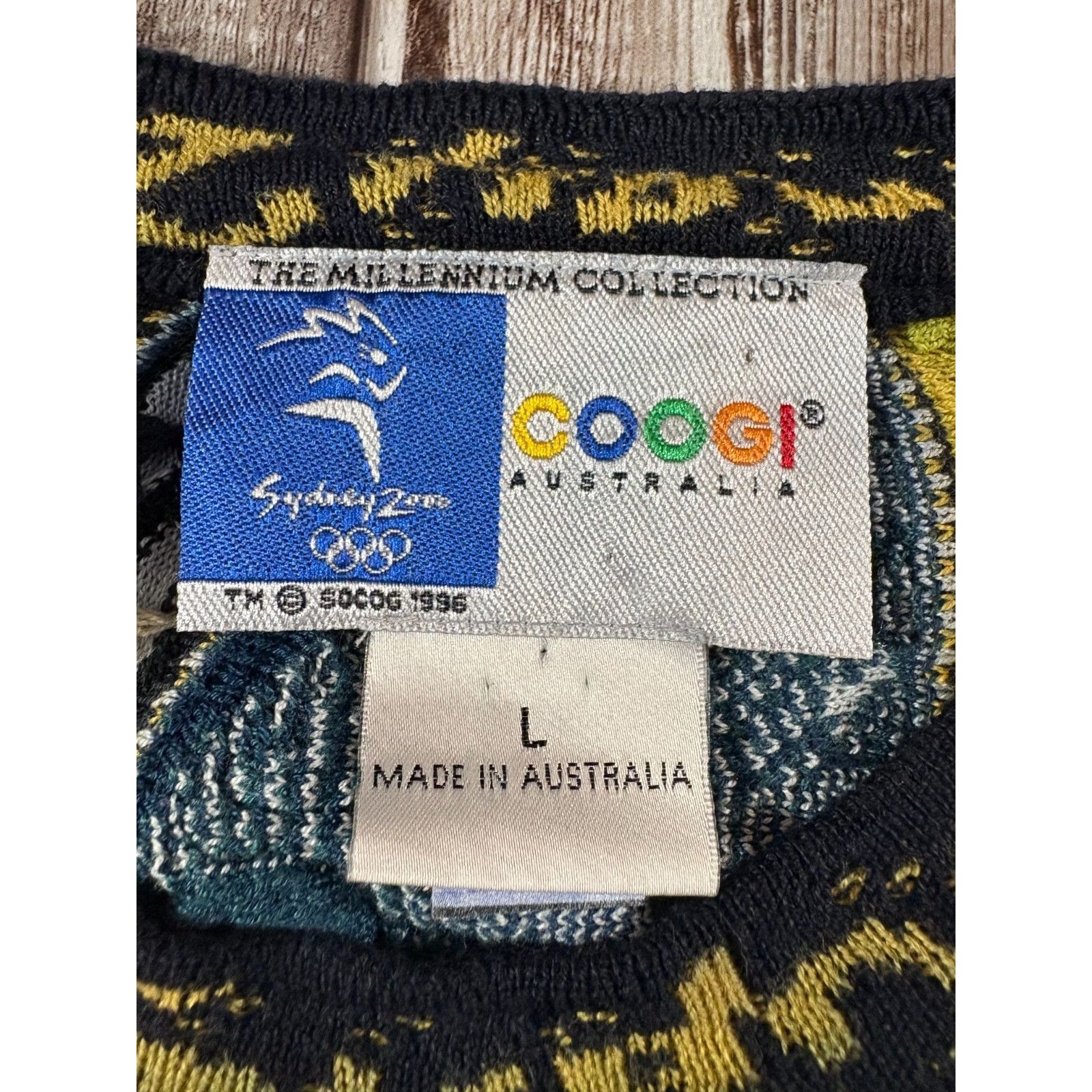 Coogi Coogi Sydney 2000 Olympics The Millennium Collection Sweater Size US L / EU 52-54 / 3 - 2 Thumbnail