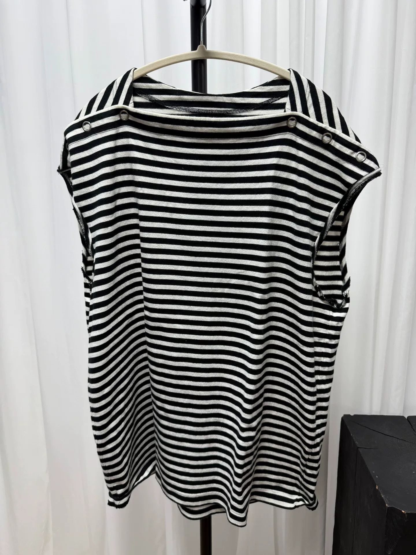 Comme des Garcons striped sleeveless top from The Soloist Size US L / EU 52-54 / 3 - 1 Thumbnail