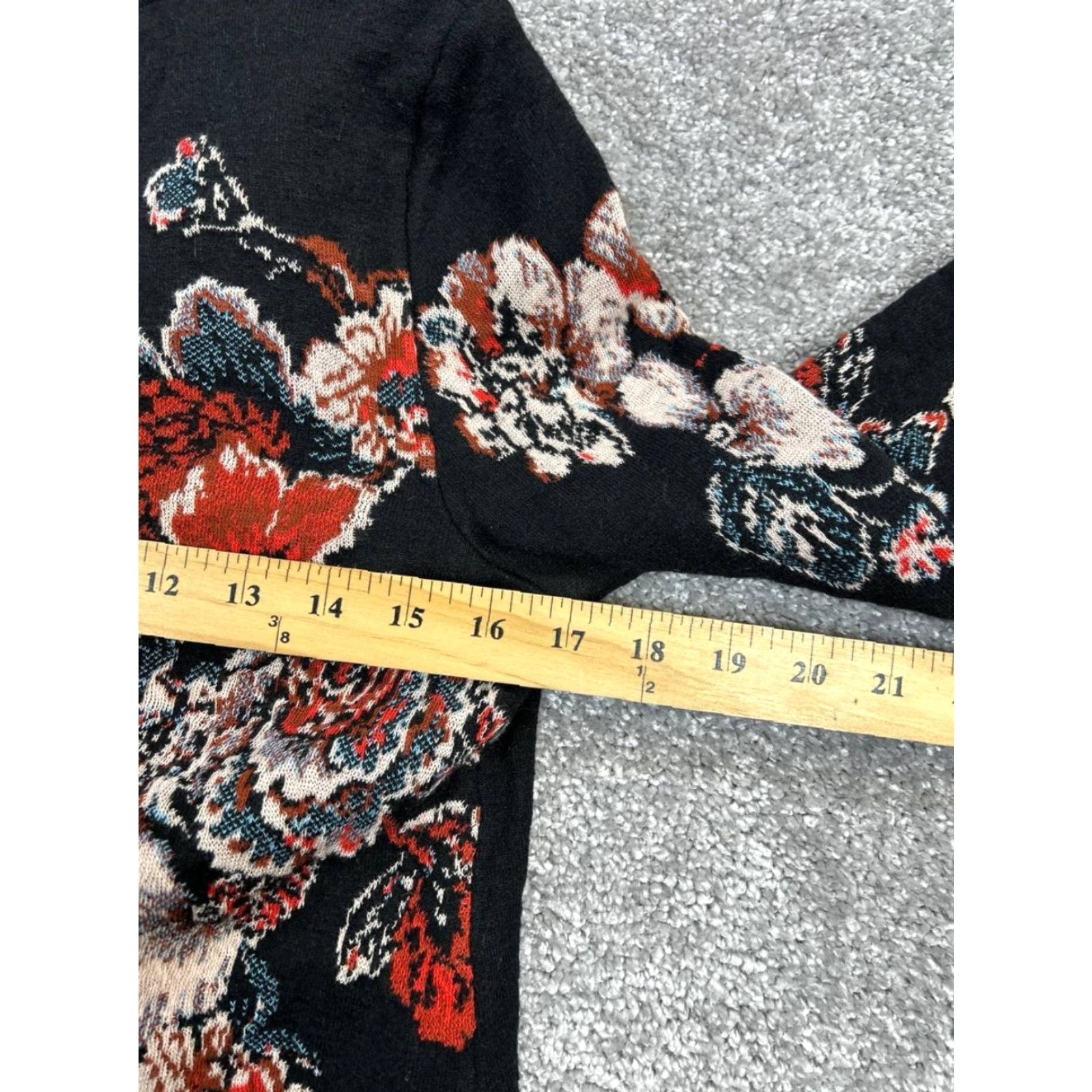 Vintage Moulinette Soeurs Sweater Womens XS Black Floral Knit Cardigan Open Front Cotton V-Neck Long Sleeve Winter Fall Spring Mens, Womens Size XS / US 0-2 / IT 36-38 - 6 Thumbnail