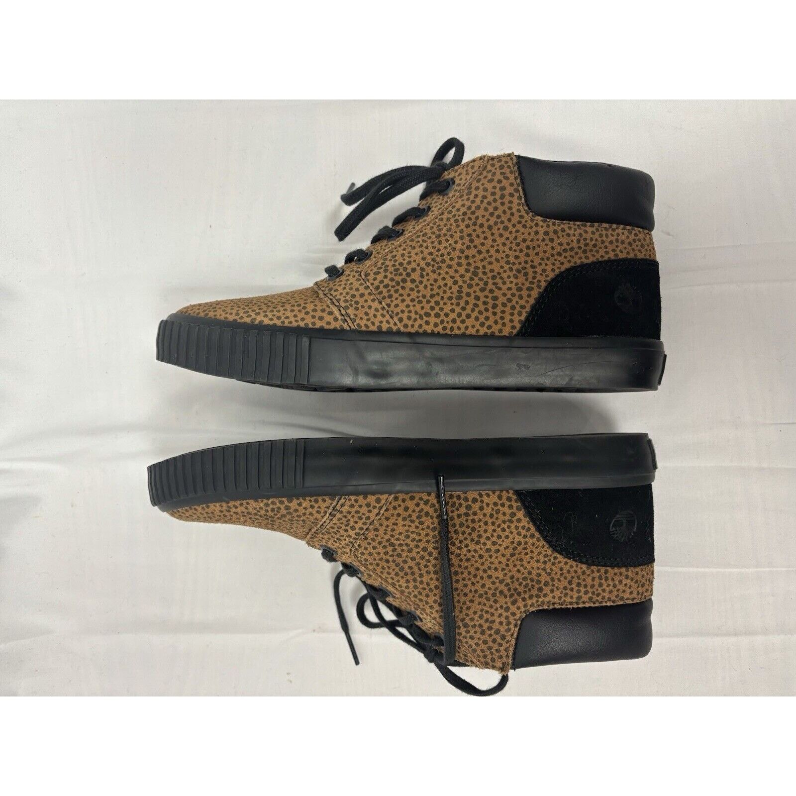 Timberland Timberland Women's Chukka Boot Cheetah Suede High Top Size 8 Size US 8 / IT 38 - 8 Thumbnail