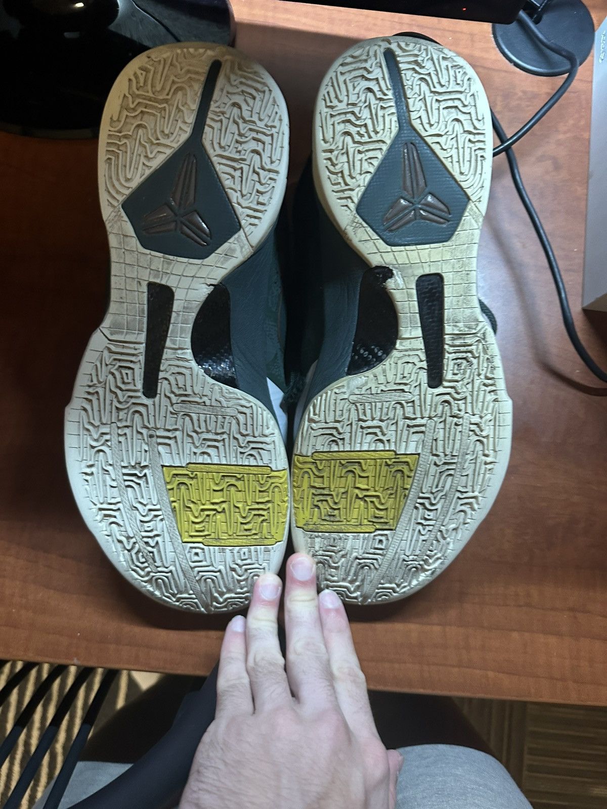 Nike Kobe 5 Eybl Size US 13 / EU 46 - 5 Thumbnail