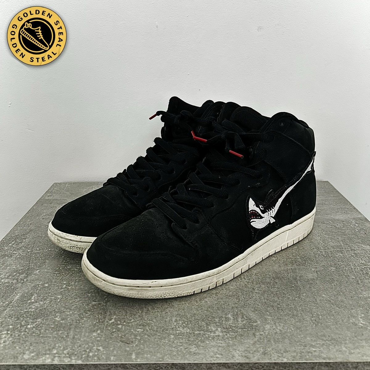 image of Nike Sb Dunk High Oski Shark Shoes in Black, Men's (Size 11.5)