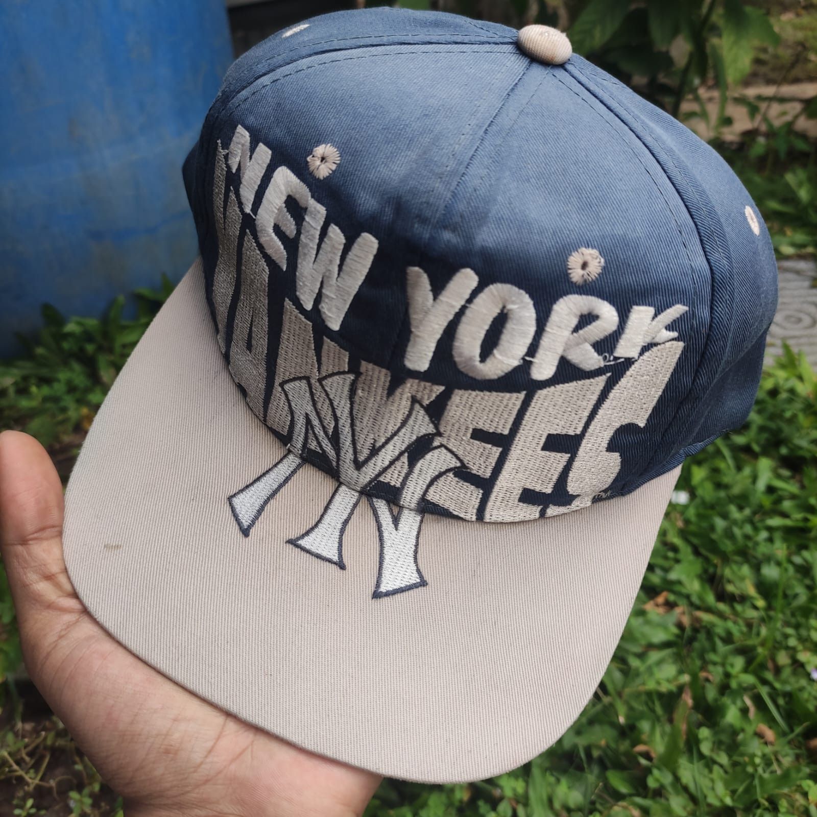 Logo 7 × MLB × Vintage Vintage NY New York Yankees Hat – Big Logo - Logo 7 inc Size ONE SIZE - 2 Thumbnail