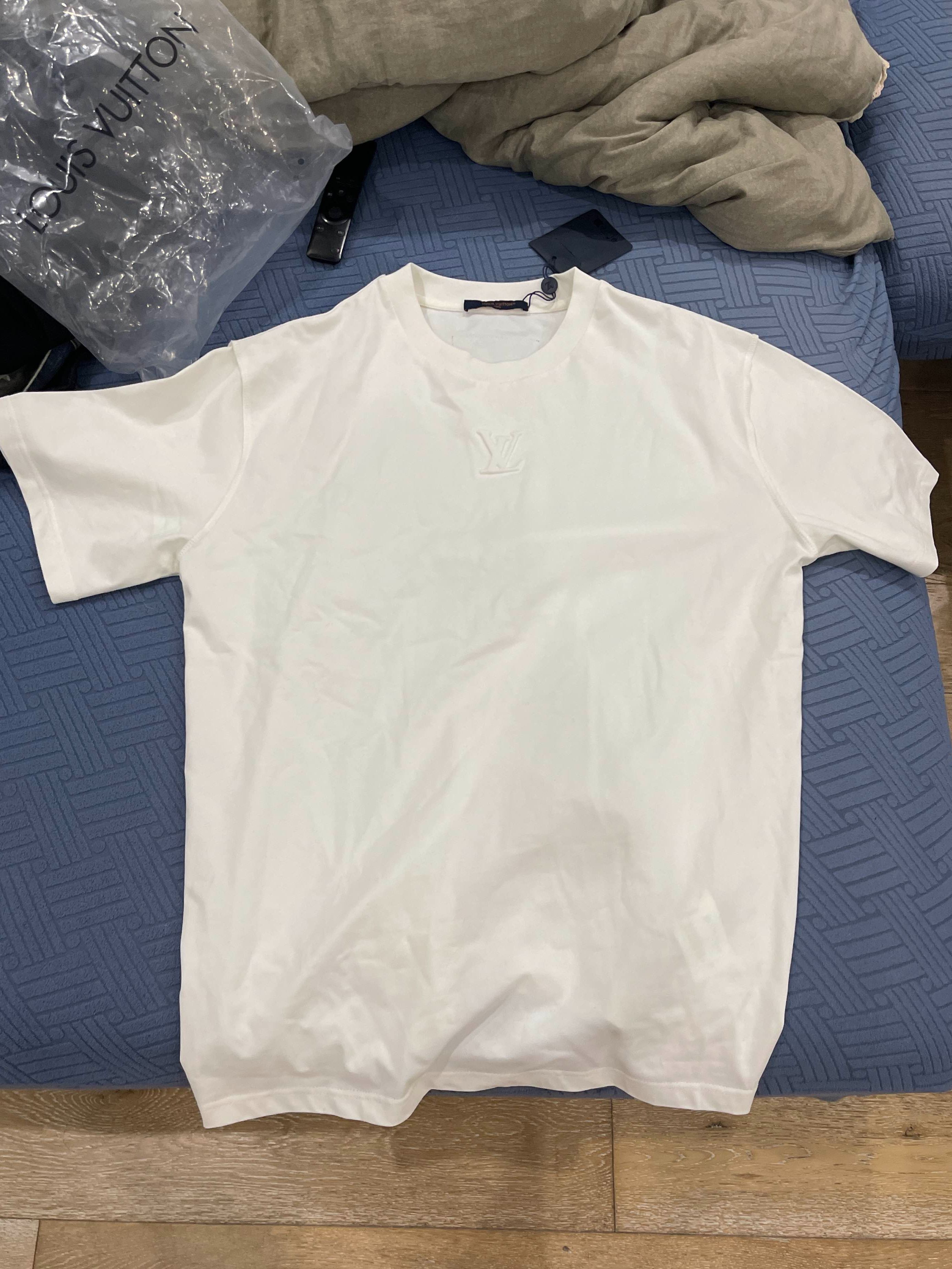 Louis Vuitton Louis Vuitton Logo Embroidered T-Shirt Size M Size US M / EU 48-50 / 2 - 1 Thumbnail