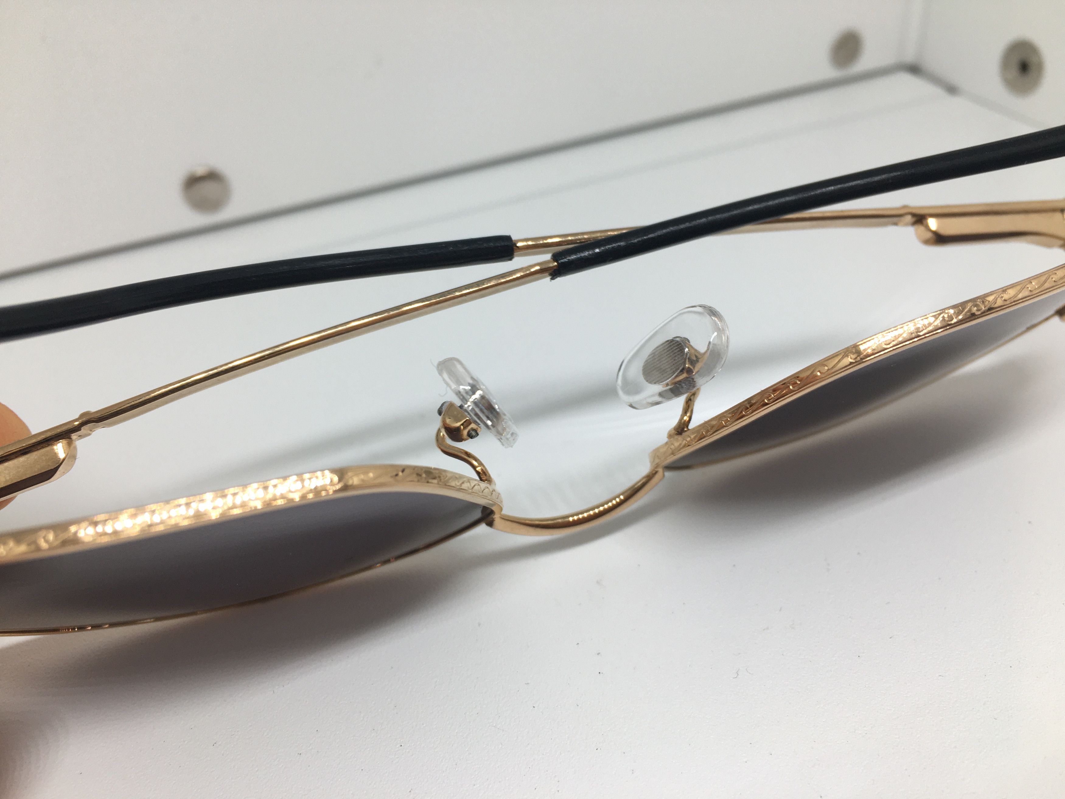 Vintage Vintage 21 de Bourgeois 2002 Gold Sunglasses Frame France Size ONE SIZE - 10 Thumbnail