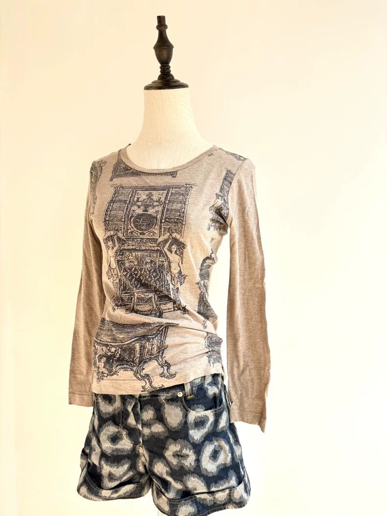 Vivienne Westwood Vivienne Westwood Beige vintage printed T-shirt with leopa Size M / US 6-8 / IT 42-44 - 2 Thumbnail
