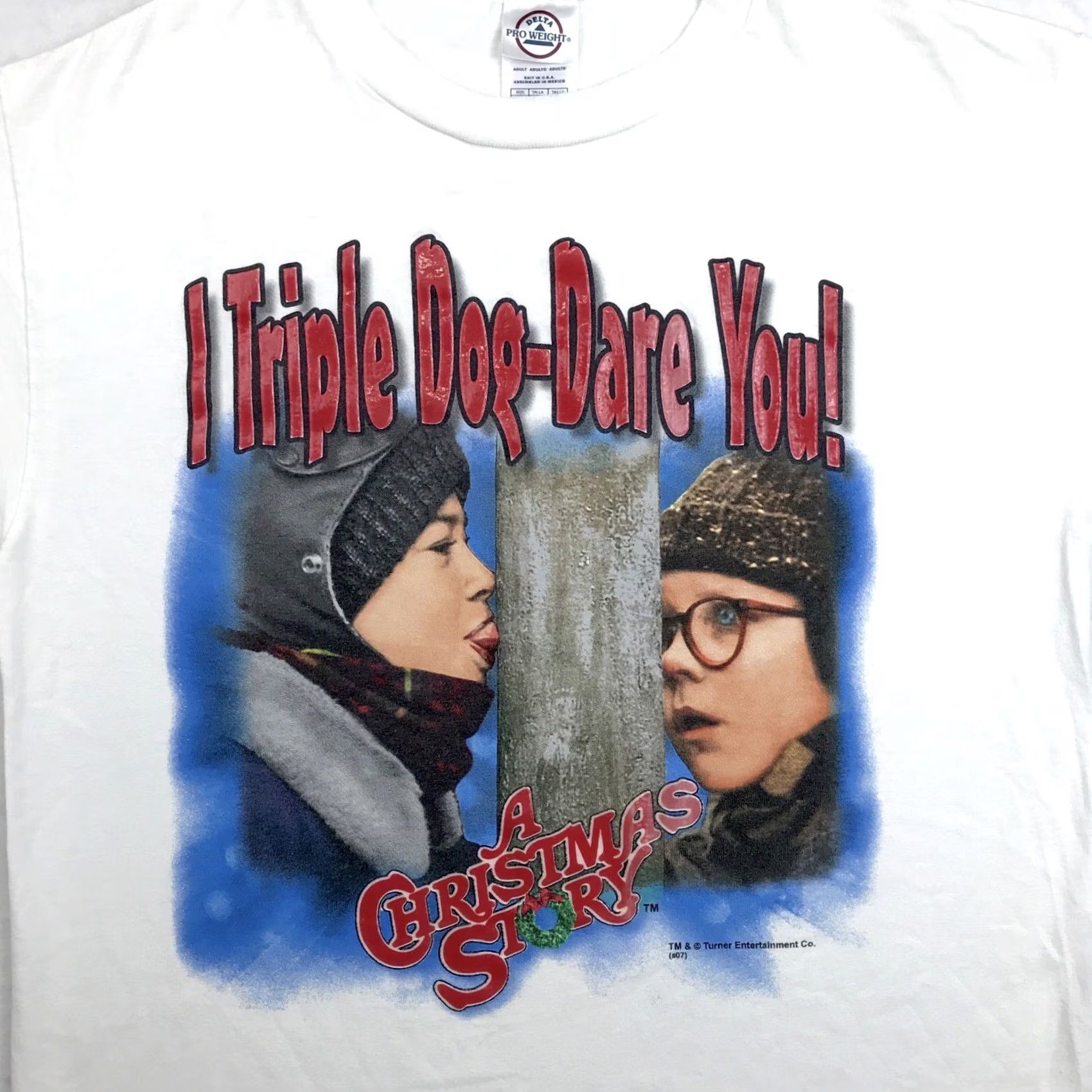 Delta VINTAGE 2007 A CHRISTMAS STORY I TRIPLE DOG DARE YOU T-Shirt MEDIUM White Men XS? Size US M / EU 48-50 / 2 - 2 Thumbnail