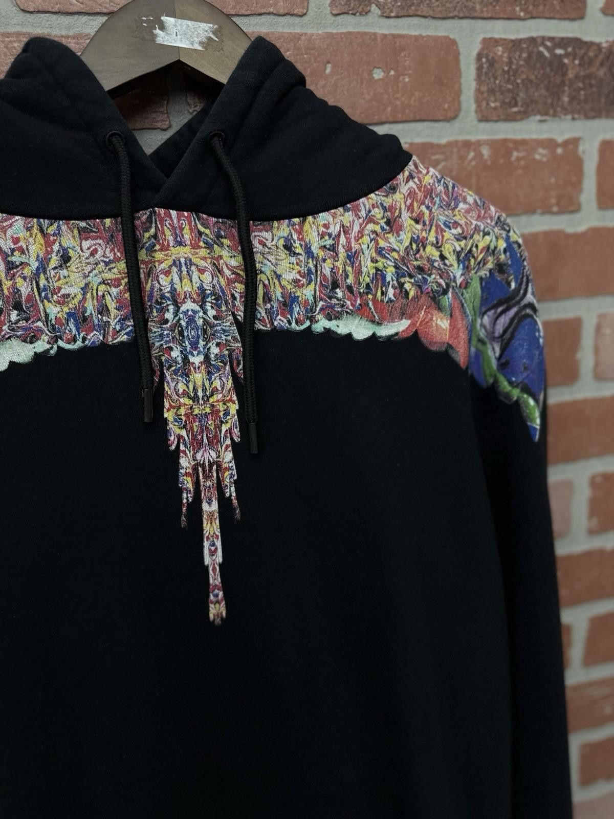 Marcelo Burlon MARCELO BURLON COUNTY OF MILAN SIZE LARGE Hoodie $700 Retail Size US L / EU 52-54 / 3 - 8 Thumbnail