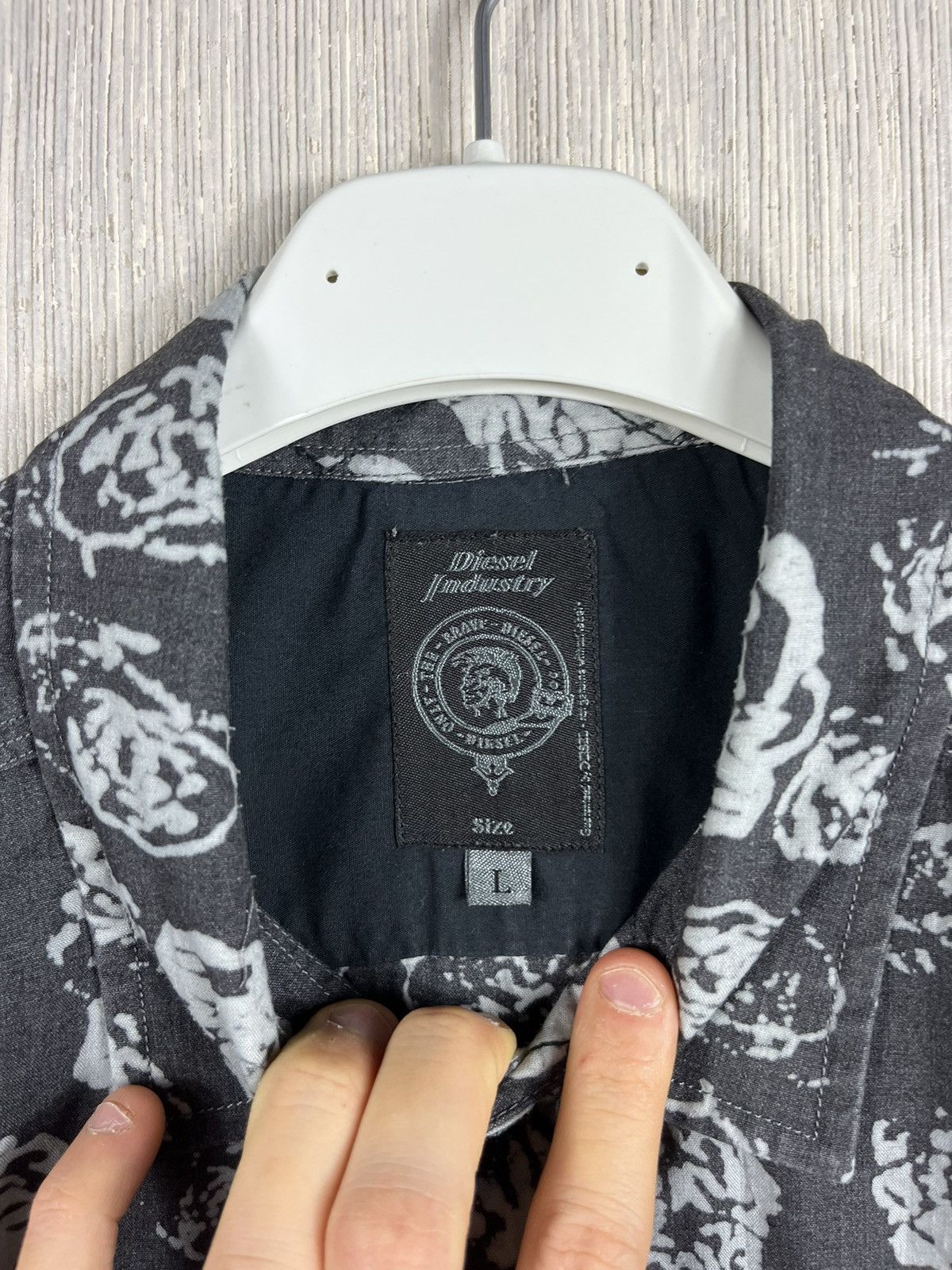 Diesel × Vintage Vintage archive Diesel Industries roses full print y2k shirt Size US L / EU 52-54 / 3 - 11 Thumbnail