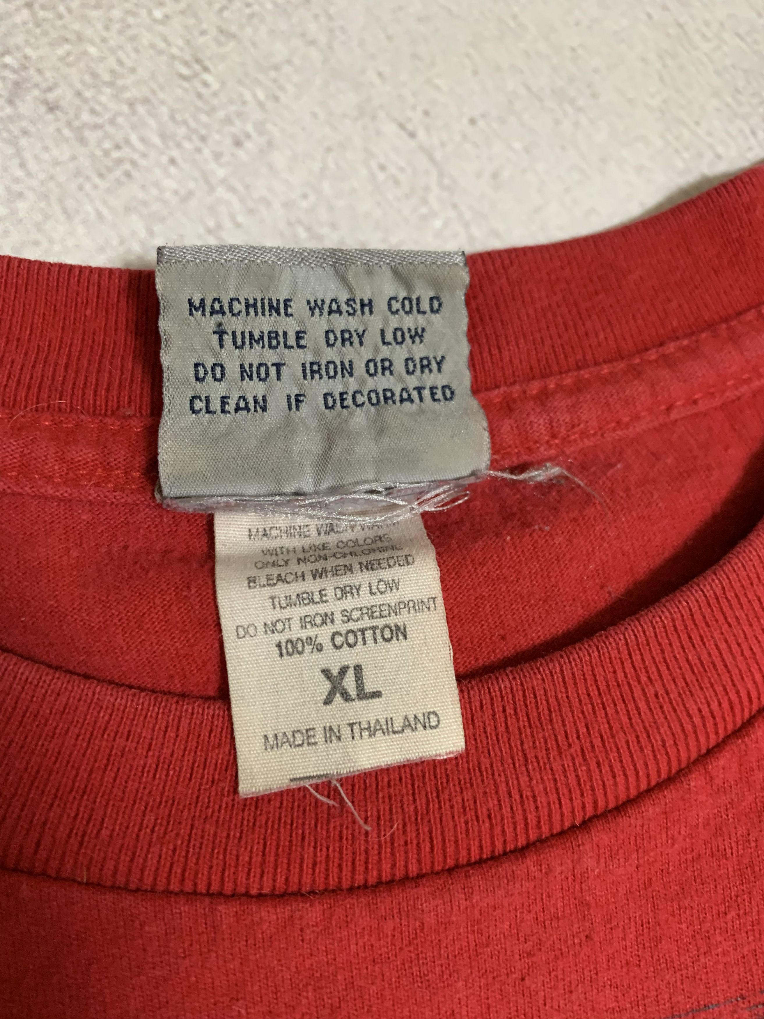Rip Curl × Vintage Vintage Rip Curl T Shirt Tee Baggy Crazy Big Logo Y2K 90s Size US XL / EU 56 / 4 - 9 Thumbnail